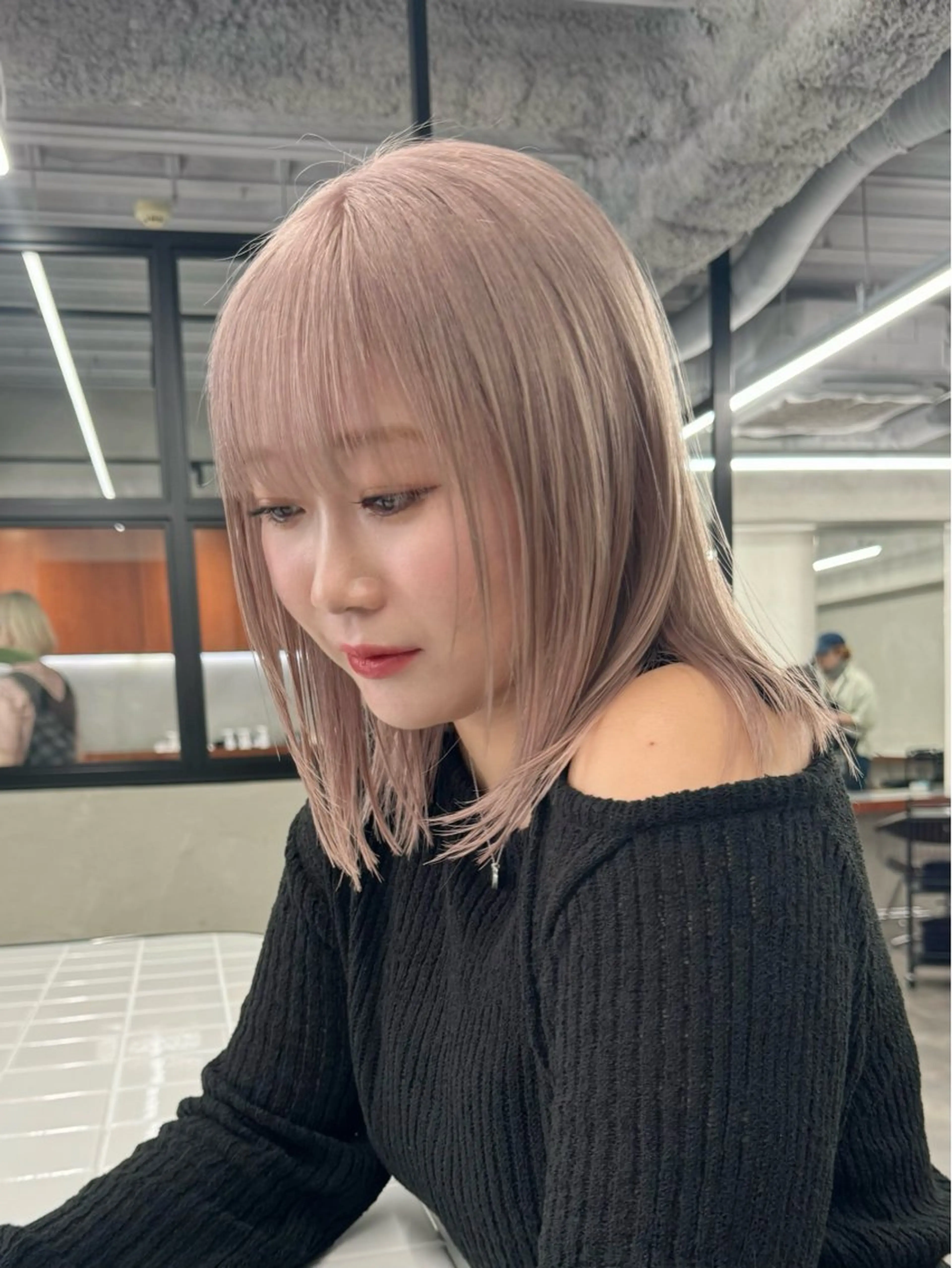 ミディアム カラー アッシュ ベージュカラー ブリーチ ブロンド ブラウンカラー カット ヘアカラー トリートメント ブリーチ　ハイトーン 特化🌈フジタハルキのヘアスタイル