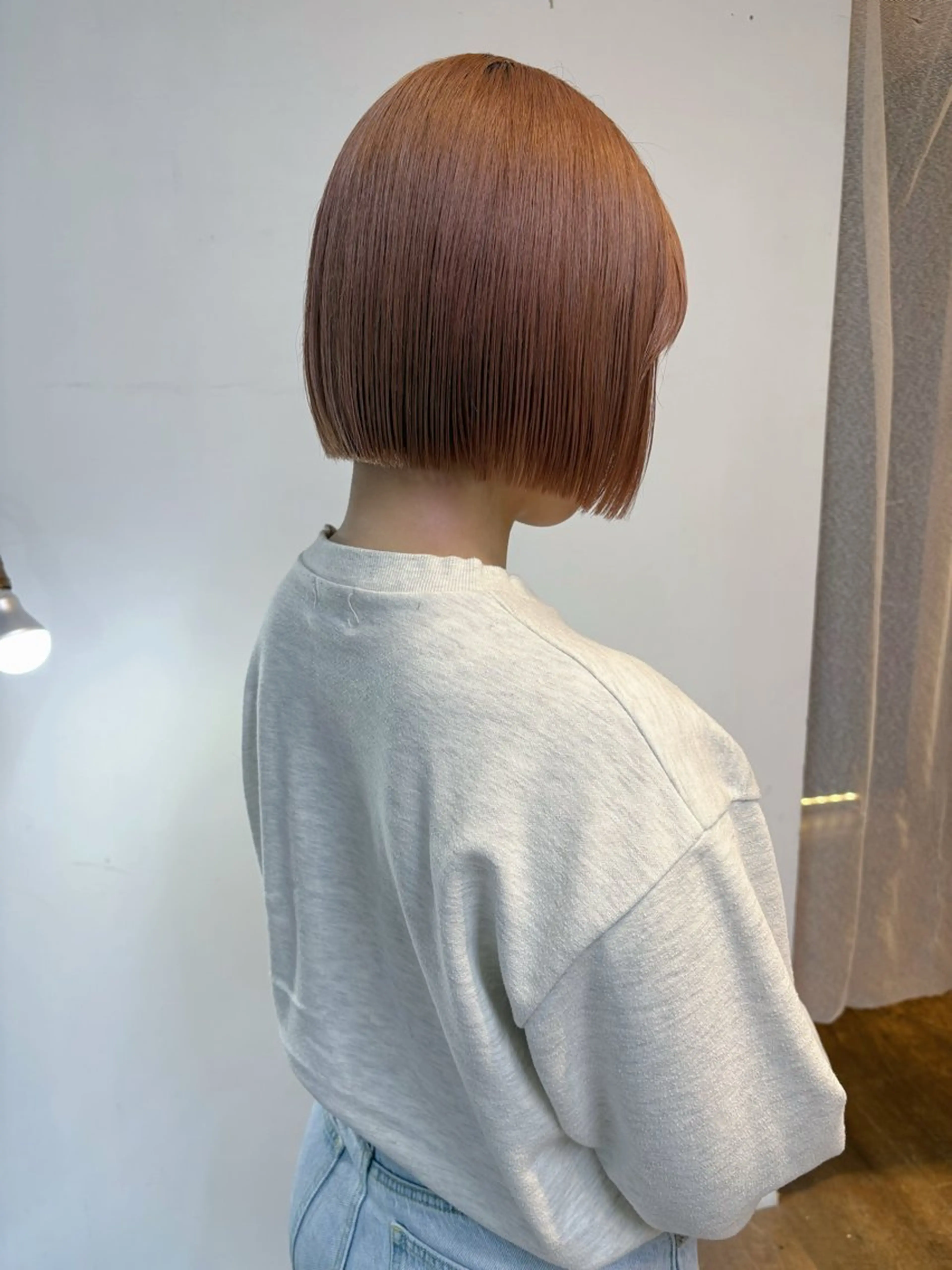 ショート ボブ lot Kanau ハイトーン／デザインのヘアスタイル