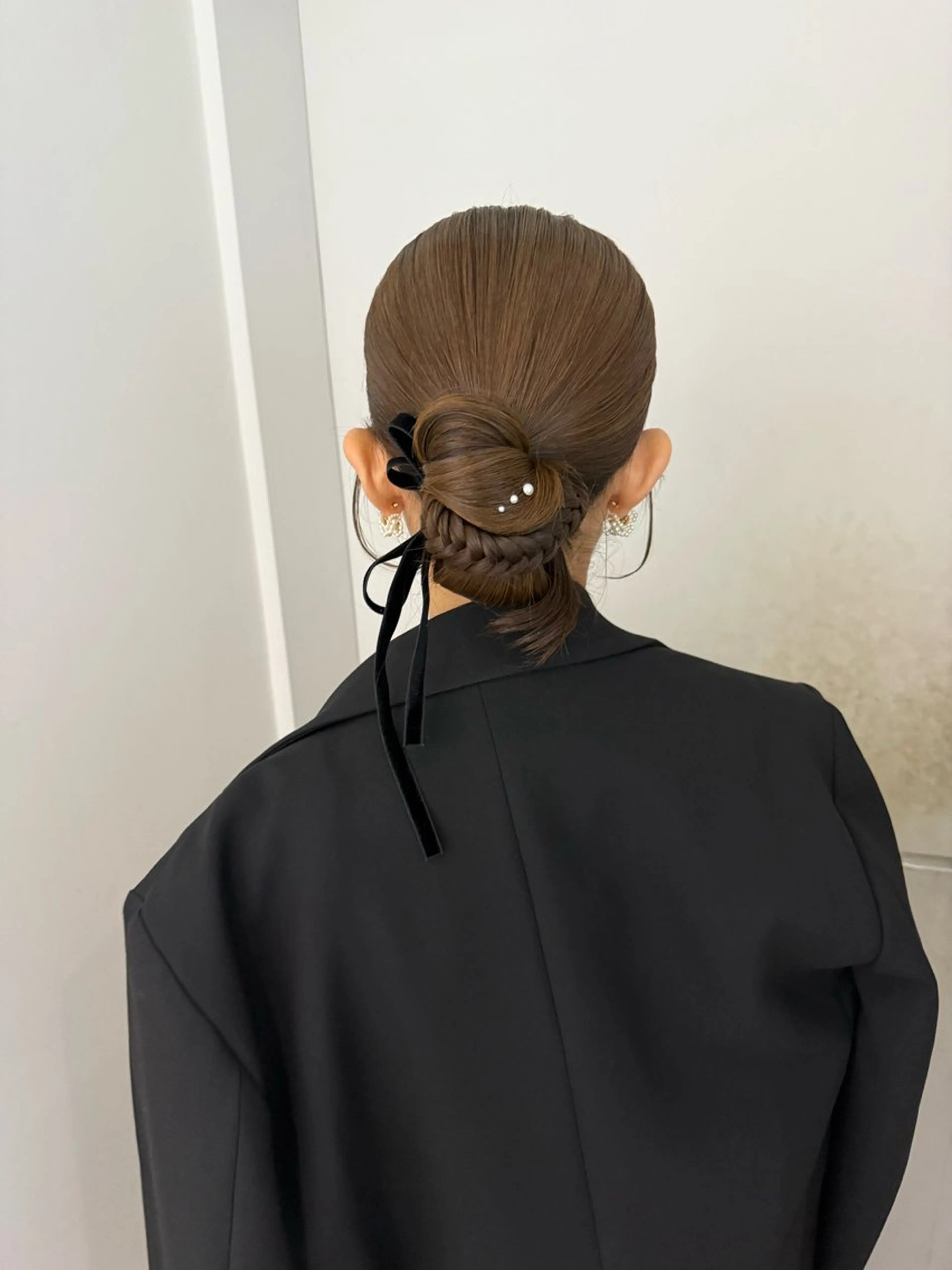 セミロング ヘアアレンジ 結婚式・ブライダル 韓国風ヘア ヘアセット 卒業式お呼ばれ🕊️ ヘアセット✴︎ミキのヘアスタイル