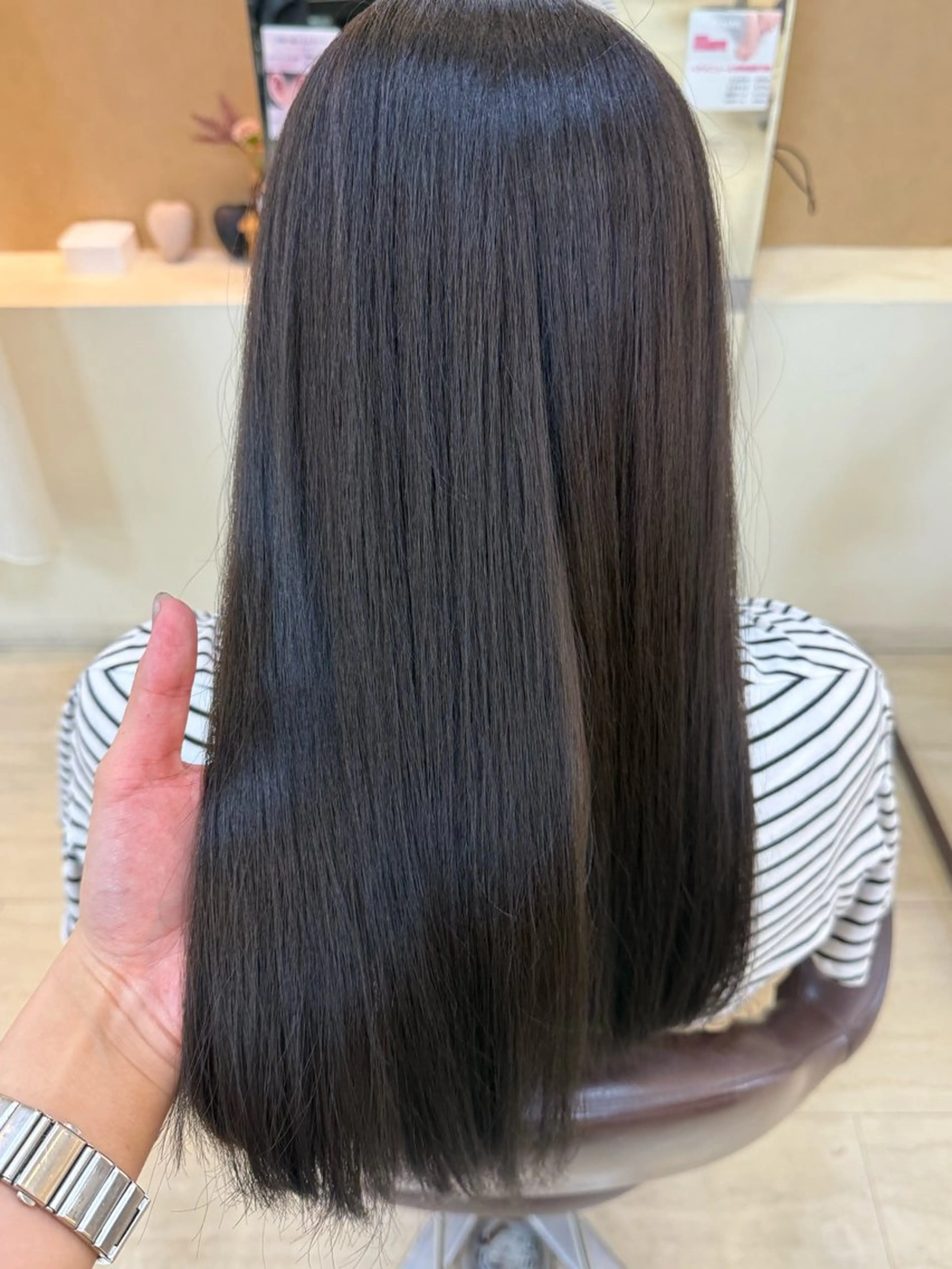 ロング カット 縮毛矯正 早﨑 映天のヘアスタイル