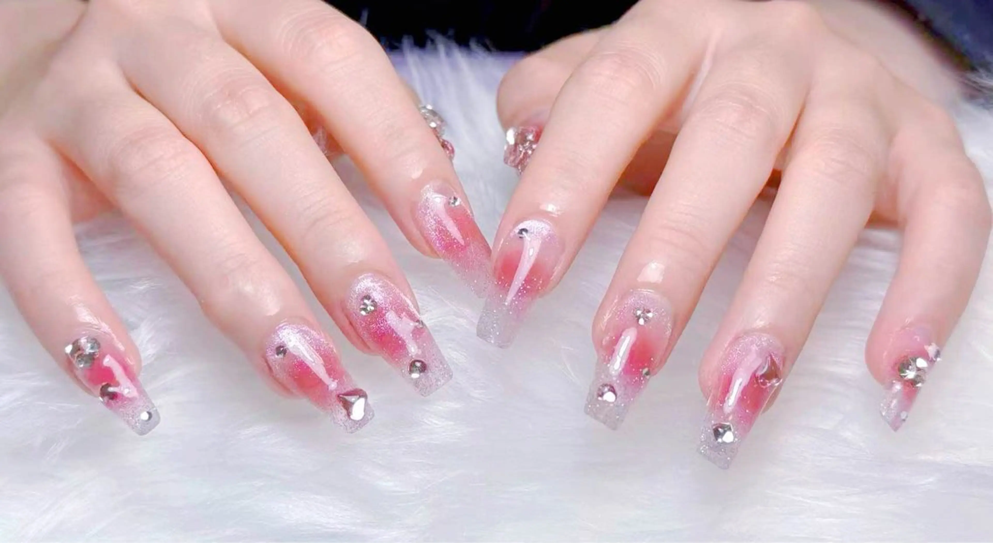 ネイル 小島 千尋のネイルデザイン