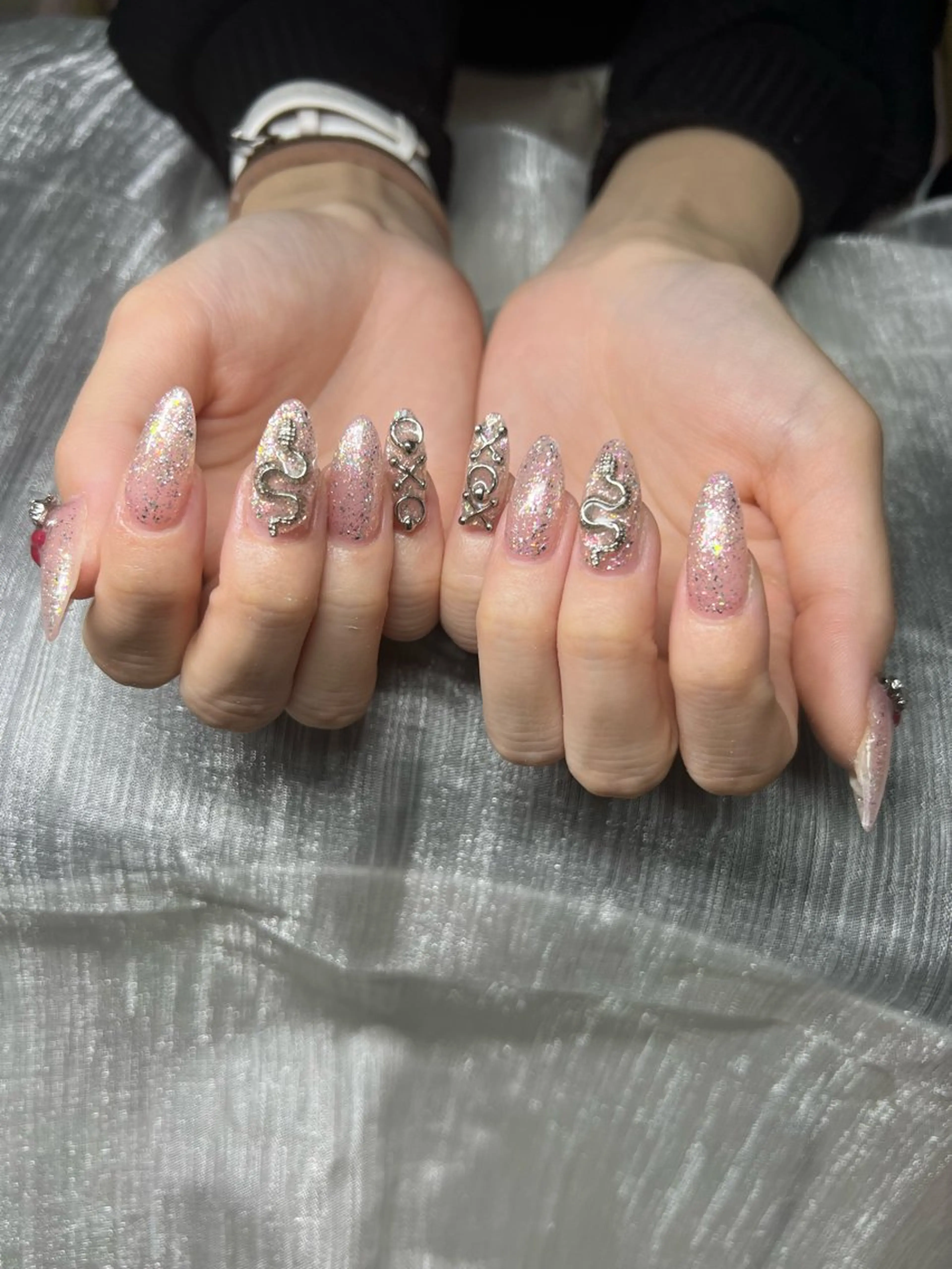 ネイル オーロラネイル チークネイル 長さ出し フットネイル フレンチネイル ハンドネイル Lee Nailsのネイルデザイン