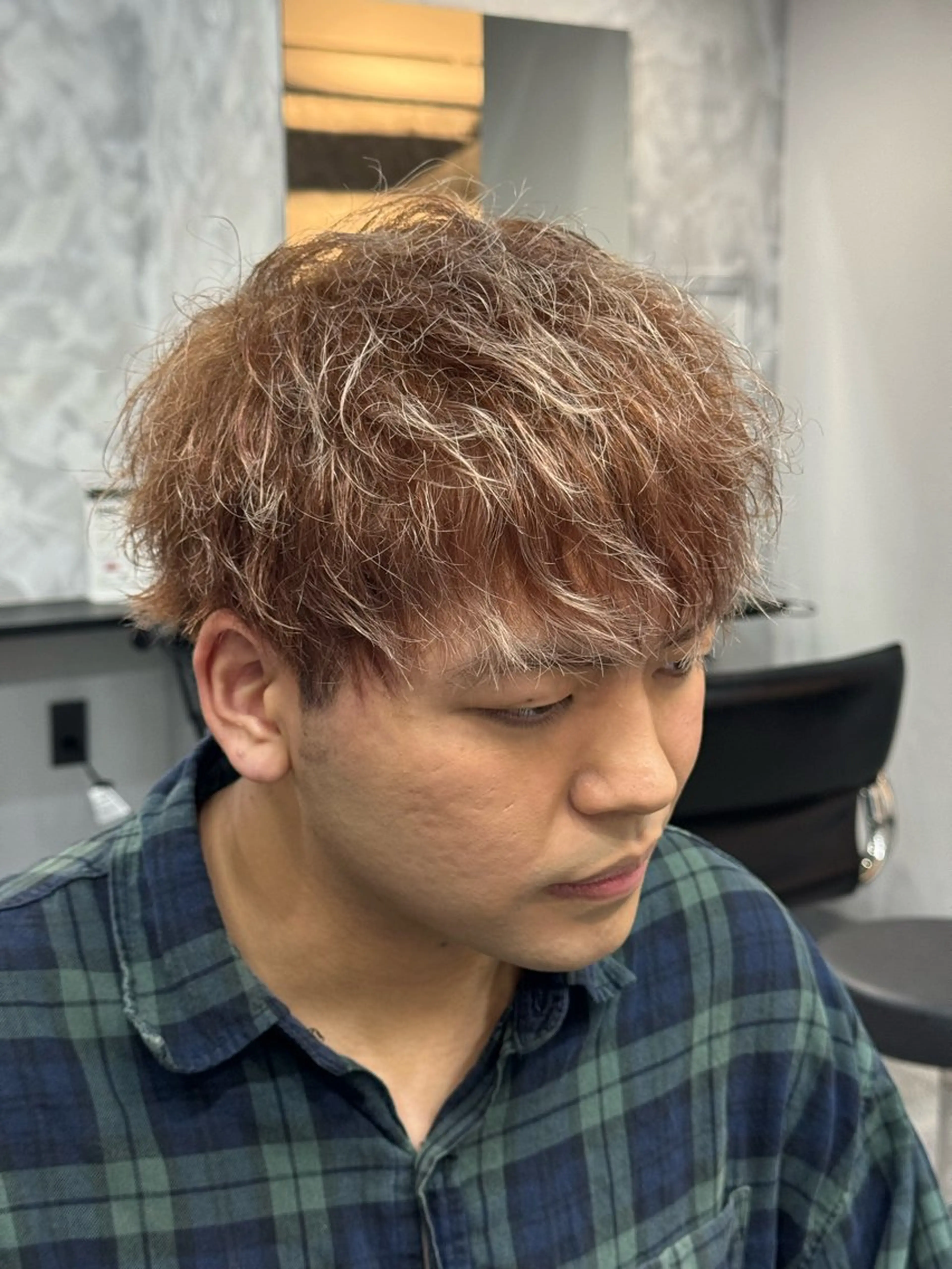 メンズ 👑ツヤブリーチ特化 👑おうた👑のヘアスタイル