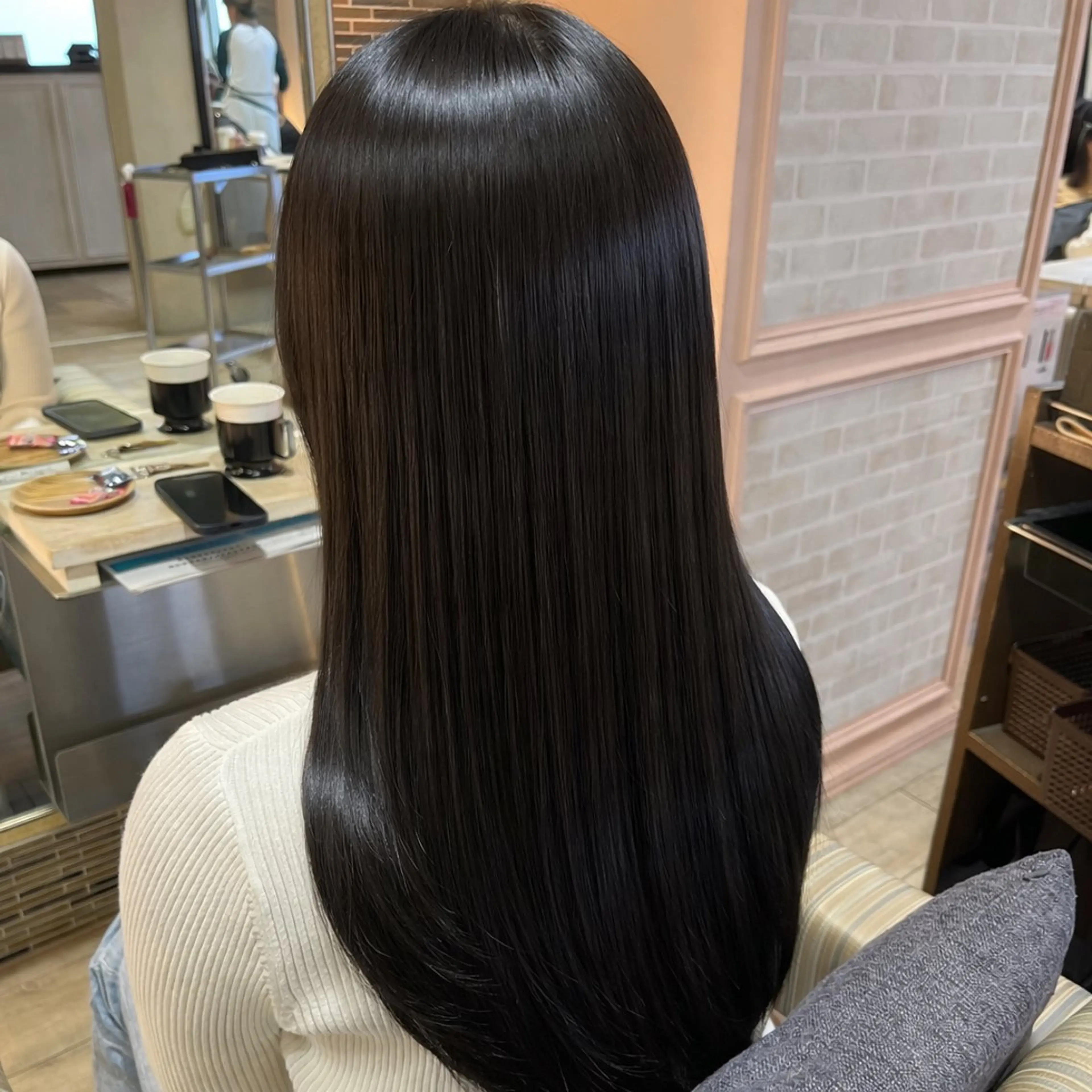 ロング あさだ しゅうたろうのヘアスタイル