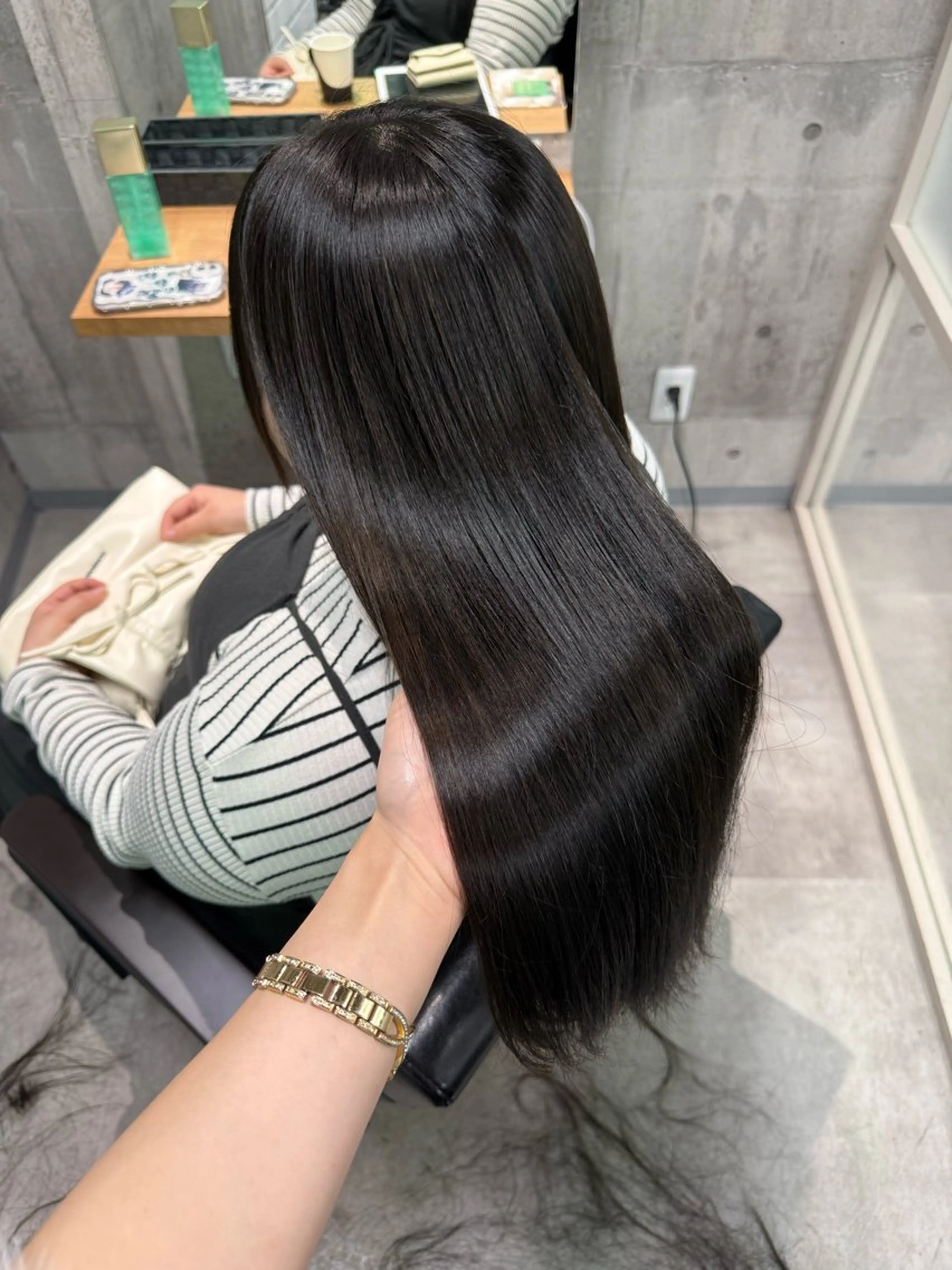 ロング カット 縮毛矯正 トリートメント ayano /レイヤー/艶カラーのヘアスタイル