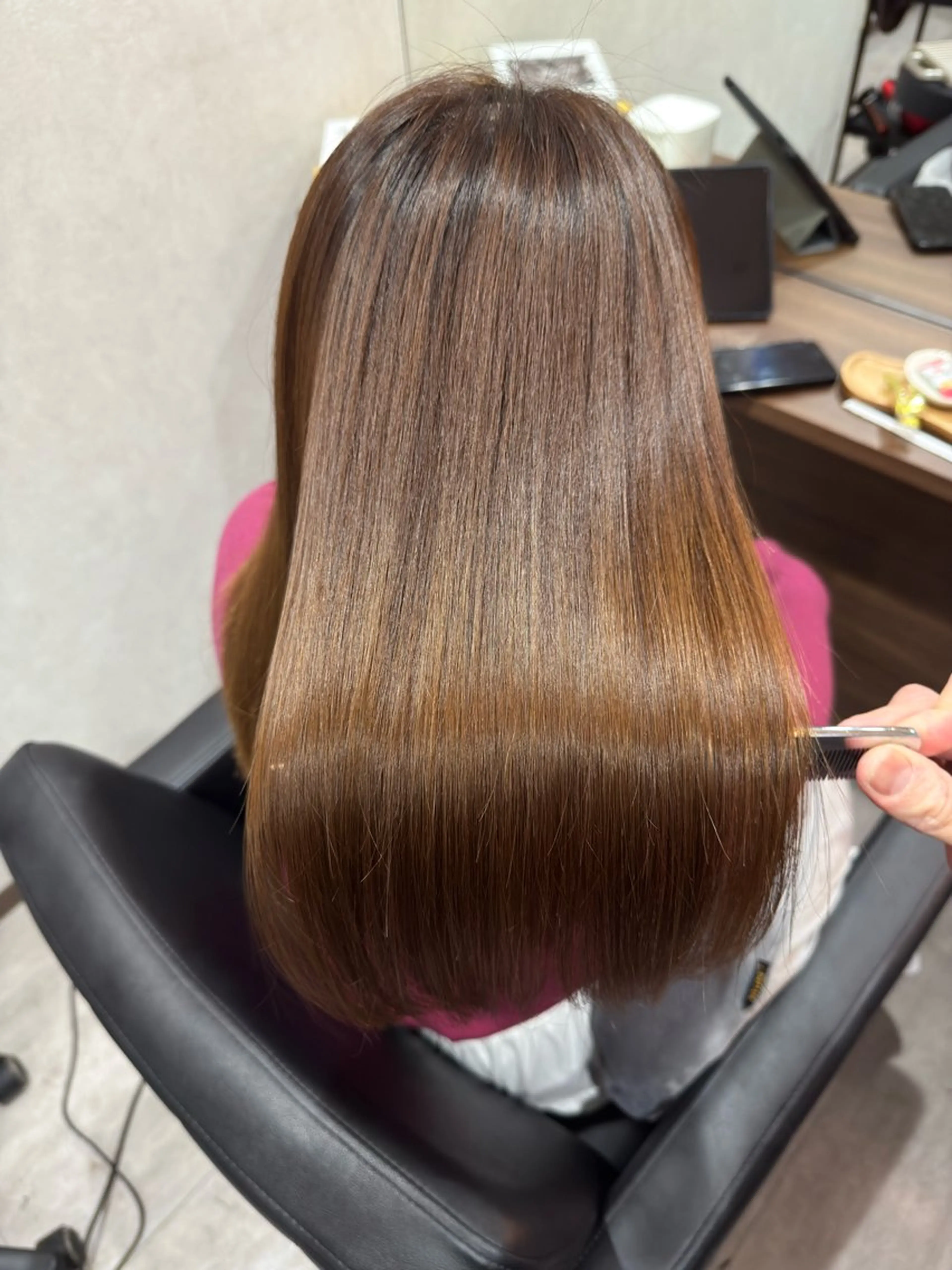 ロング 金 春江のヘアスタイル