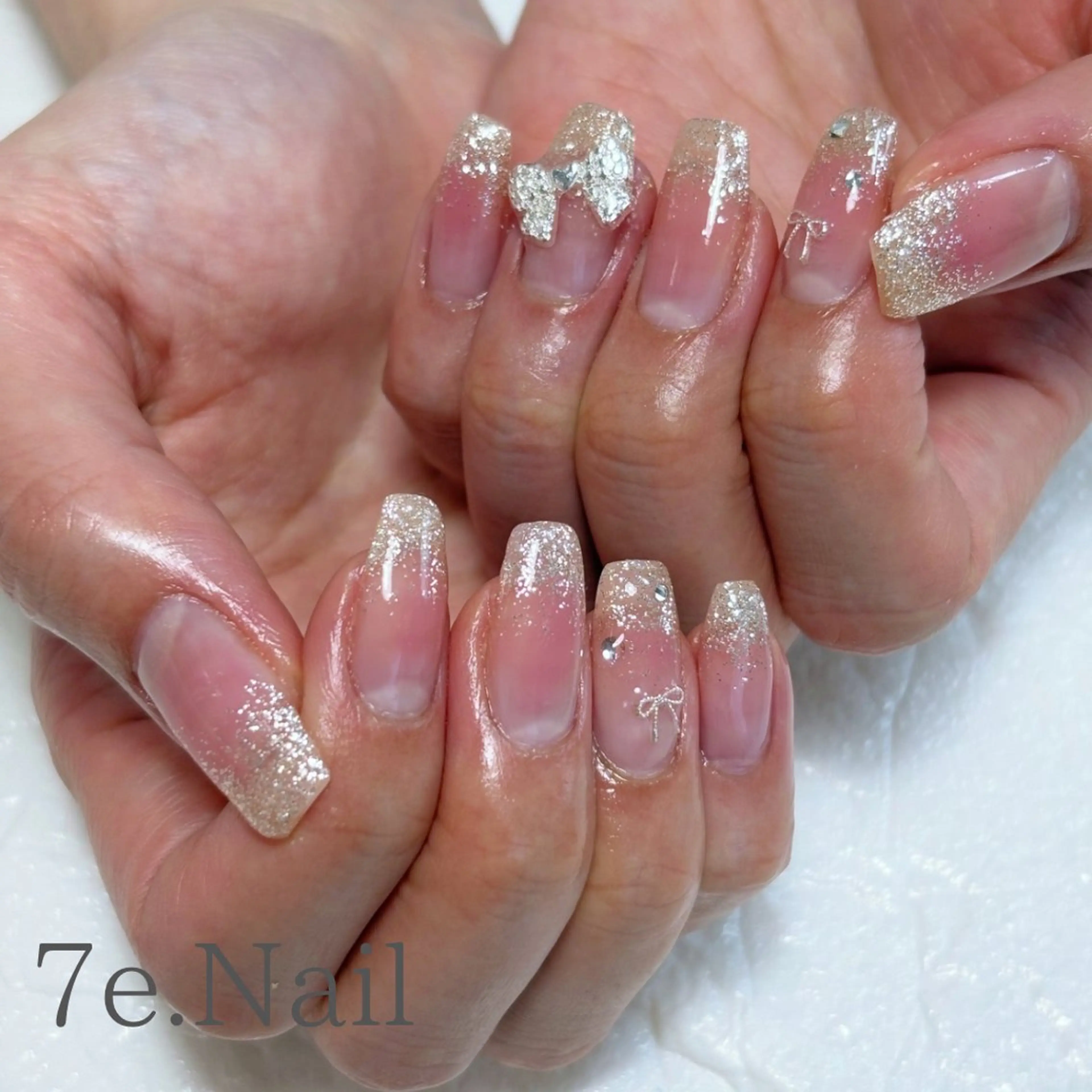 ネイル 7e. Nailのネイルデザイン