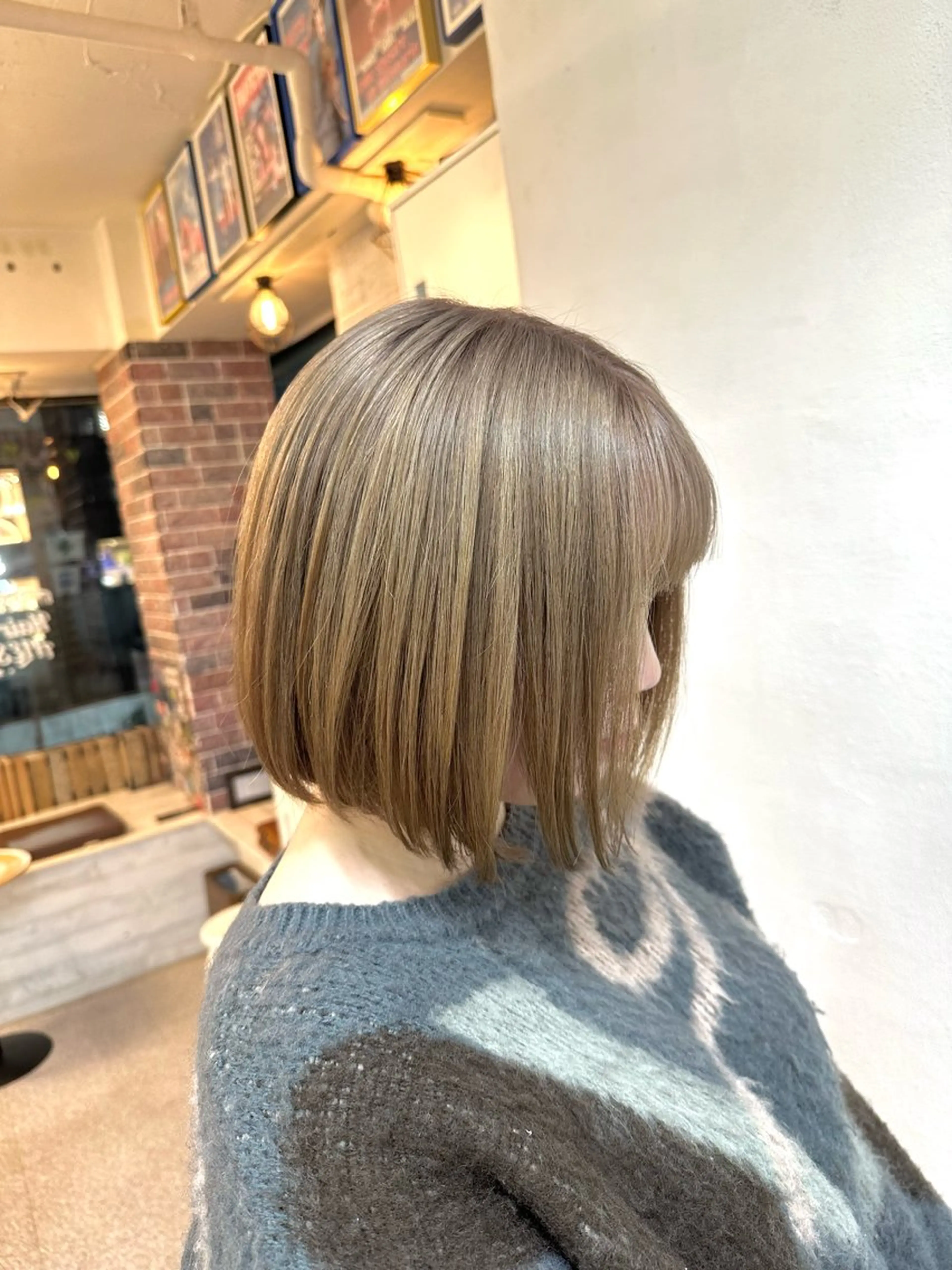 ショート カラー ベージュカラー カット ヘアカラー トリートメント レイヤーカット/ カラー/長谷恵花のヘアスタイル