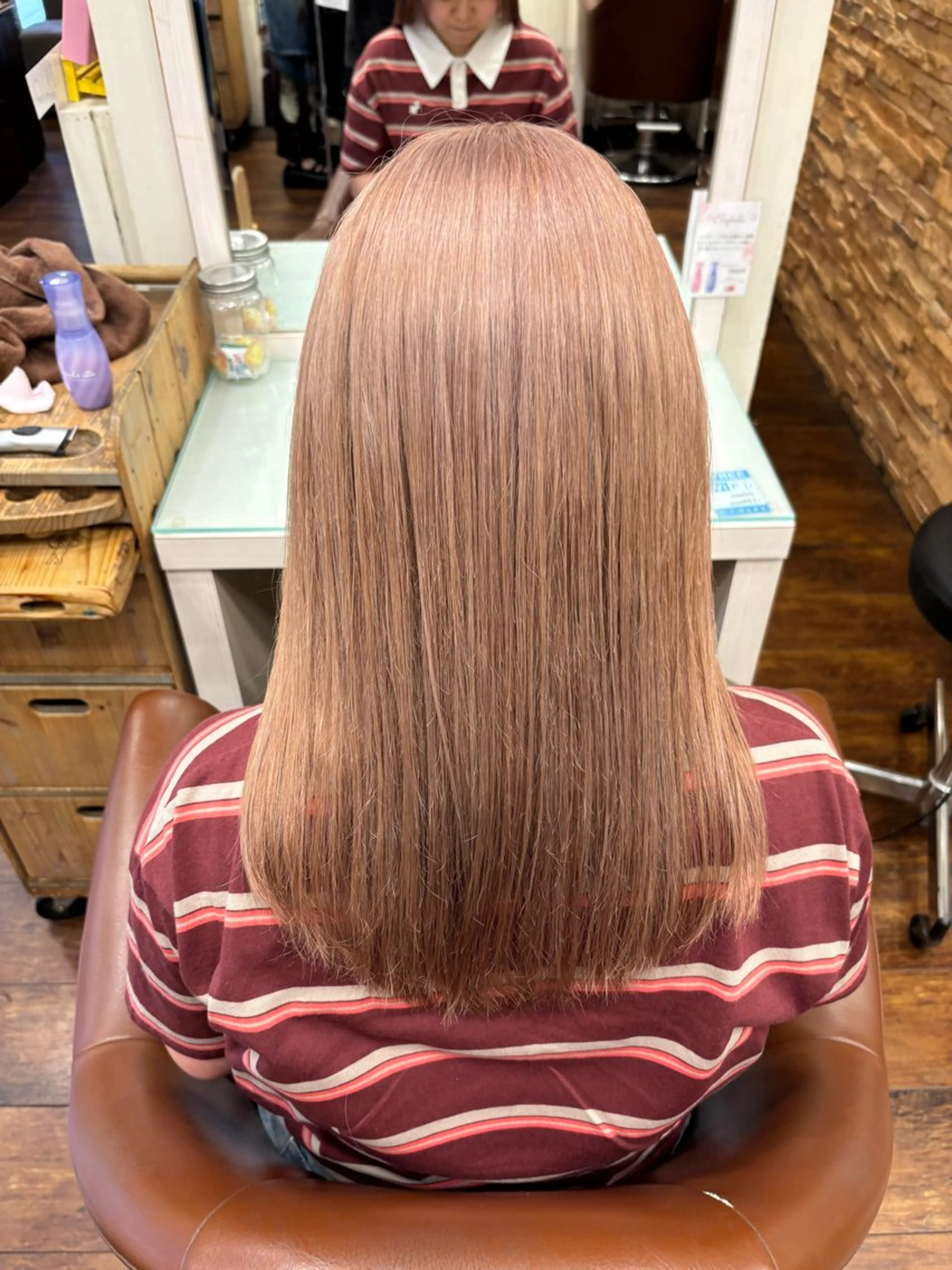 ロング カラー ベージュカラー 井上 悠人のヘアスタイル