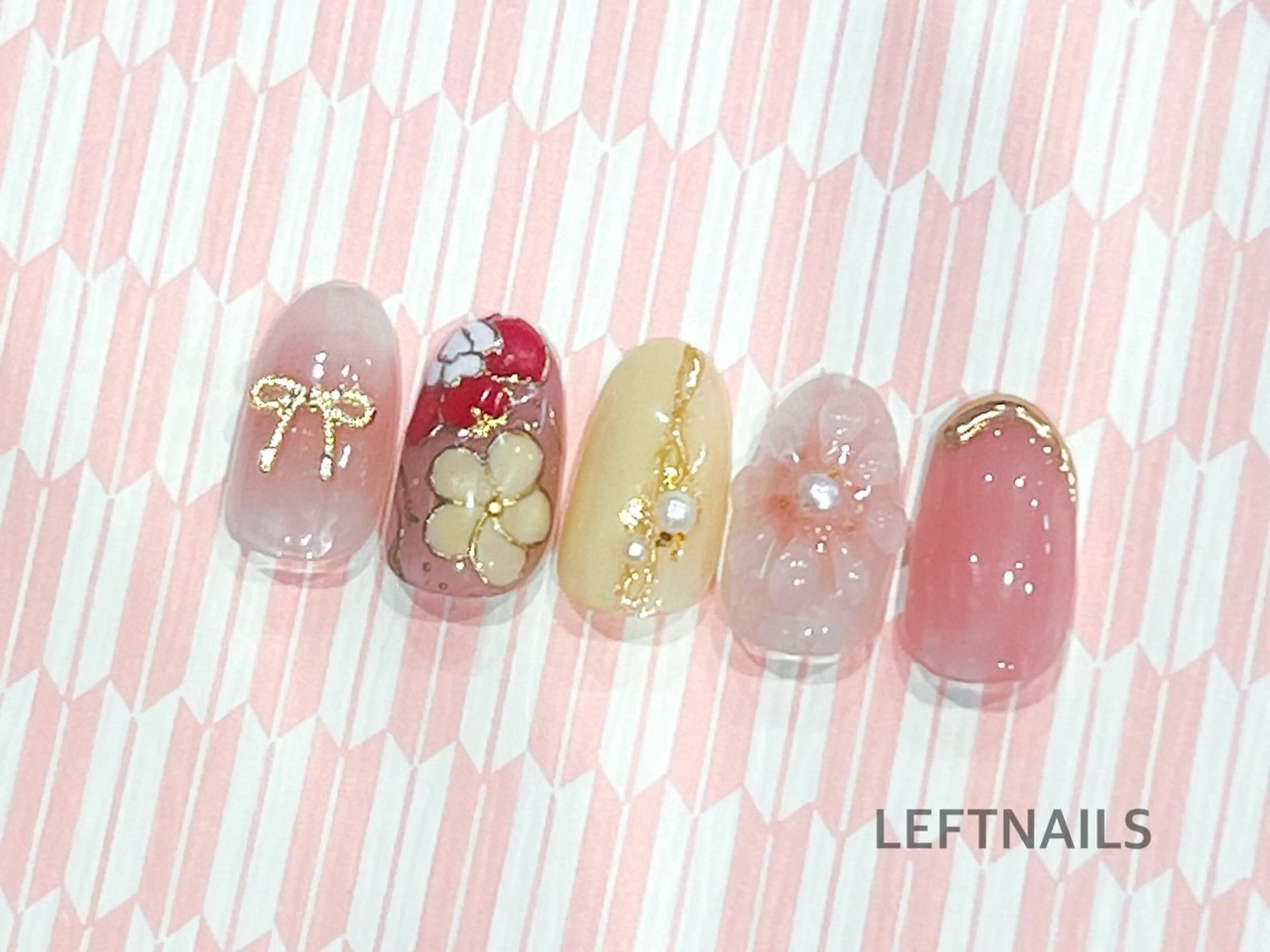 ネイル 成人式 ハンドネイル LEFTNAILS フィルインニュアンスのネイルデザイン