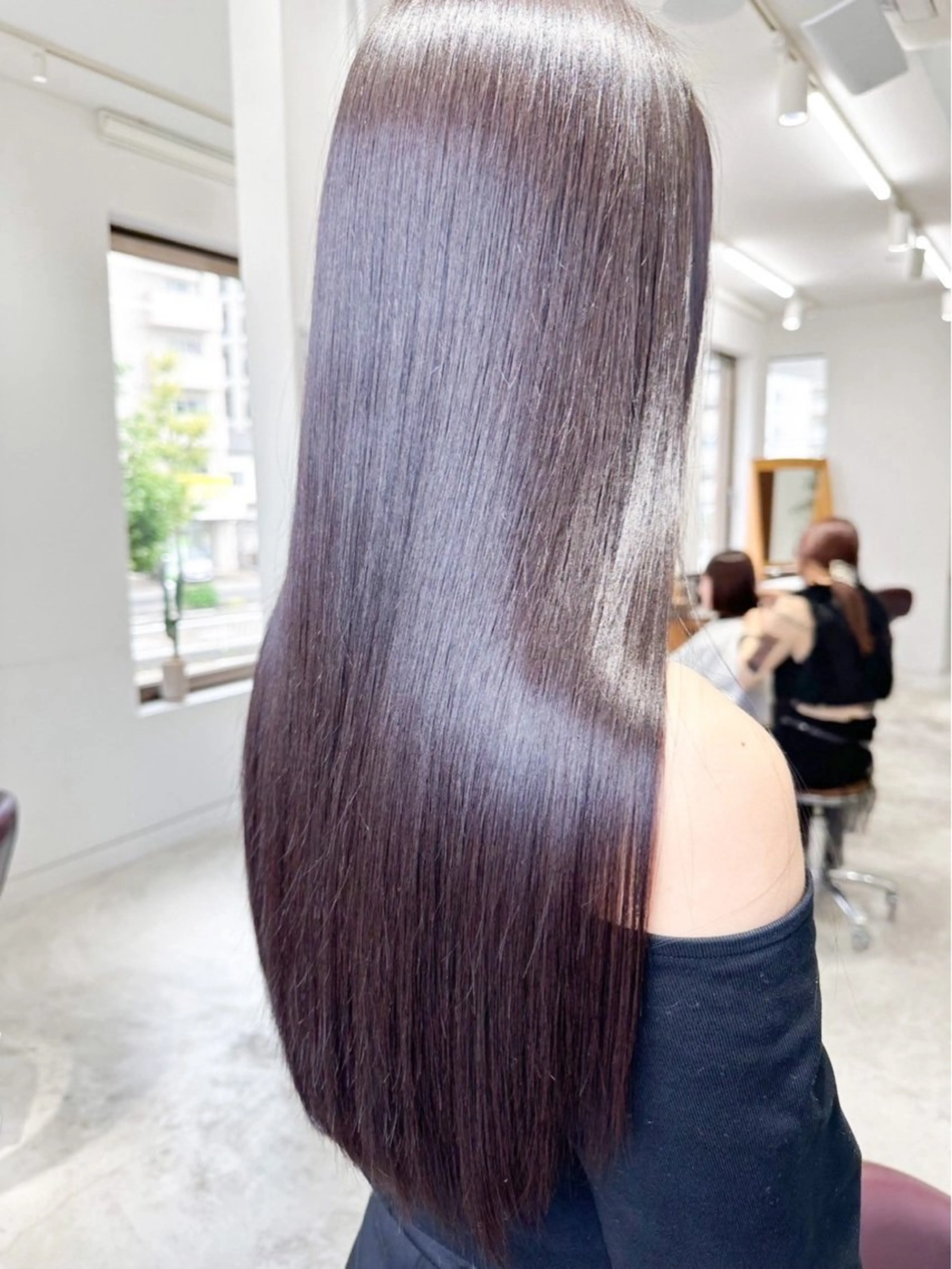 【miyu限定】整えカット+話題の酸性ストレートの写真