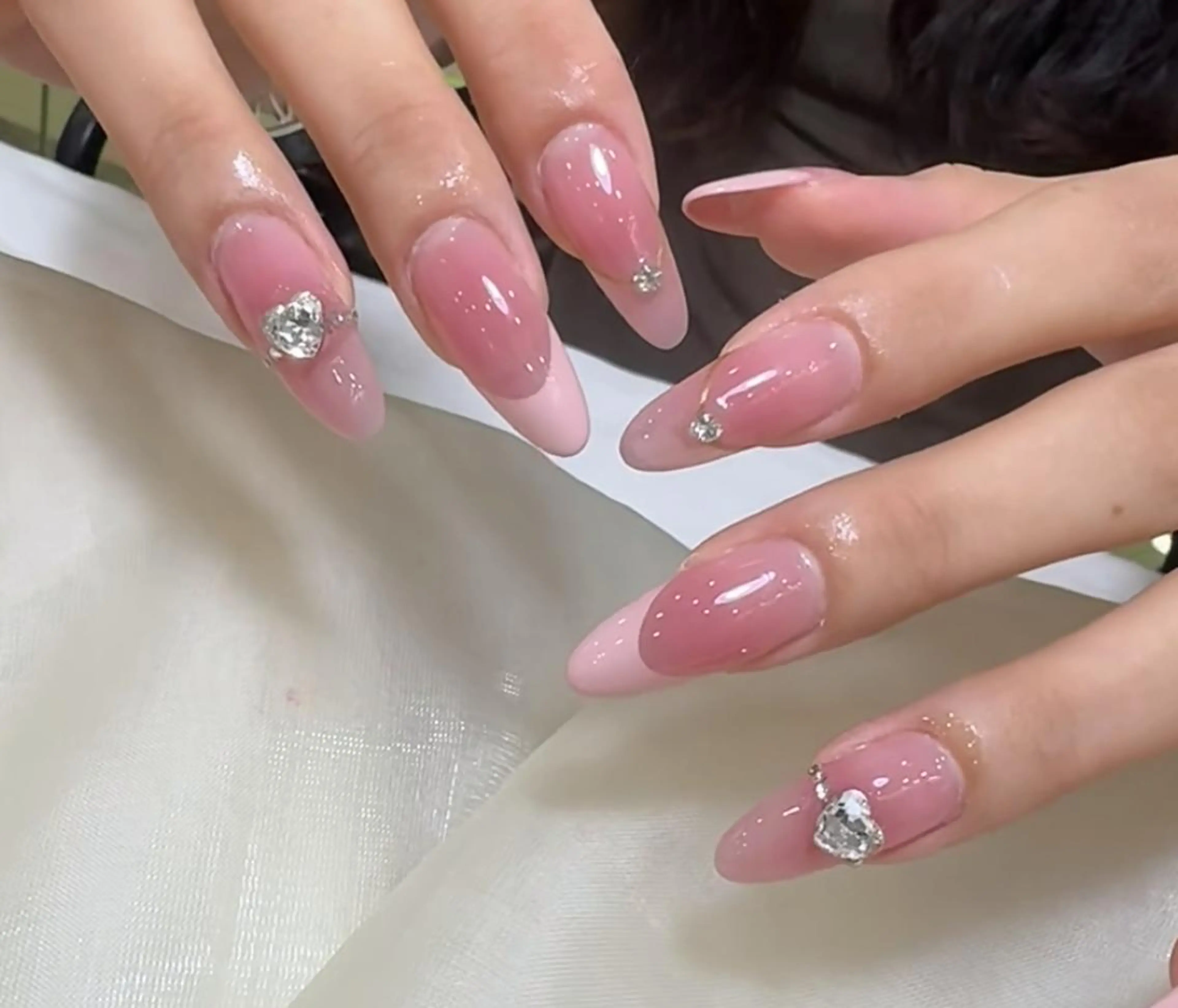 ネイル ハンドネイル 🎀 NaNa_nailのネイルデザイン