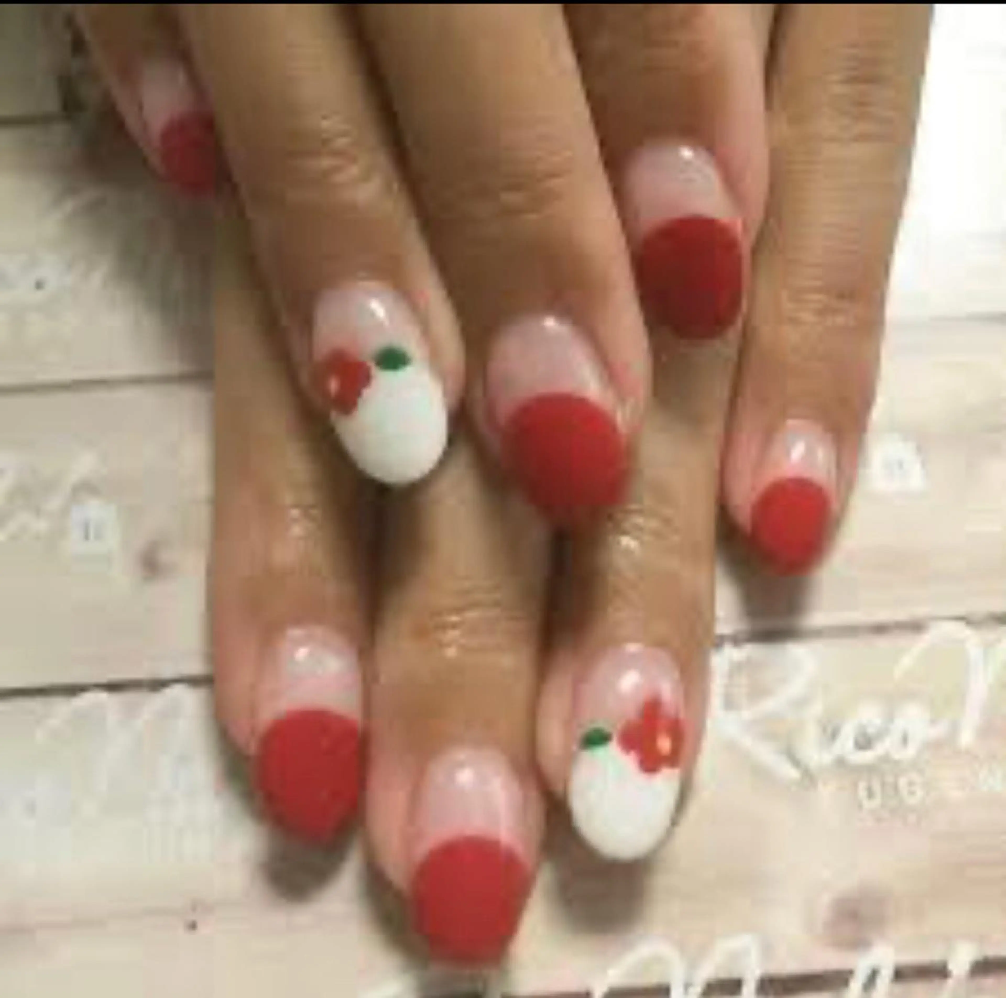 ネイル ハンドネイル ゲン レイカのネイルデザイン