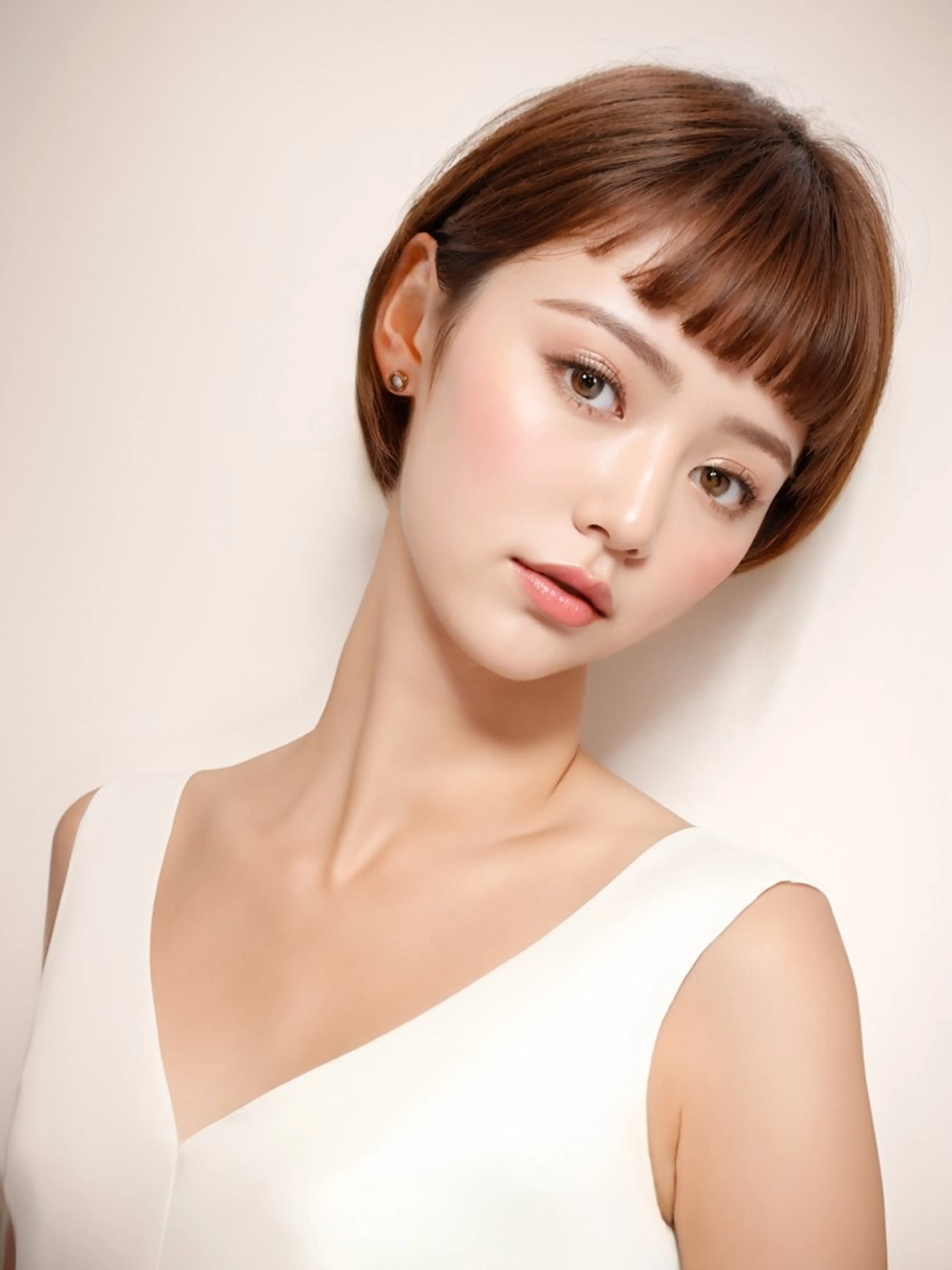 ショート カラー ショートボブ ブリーチ ケアブリーチ 透明感カラー グレージュ カット ヘアカラー トリートメント AnFye for prco所属・AnFye forprcoのヘアスタイル