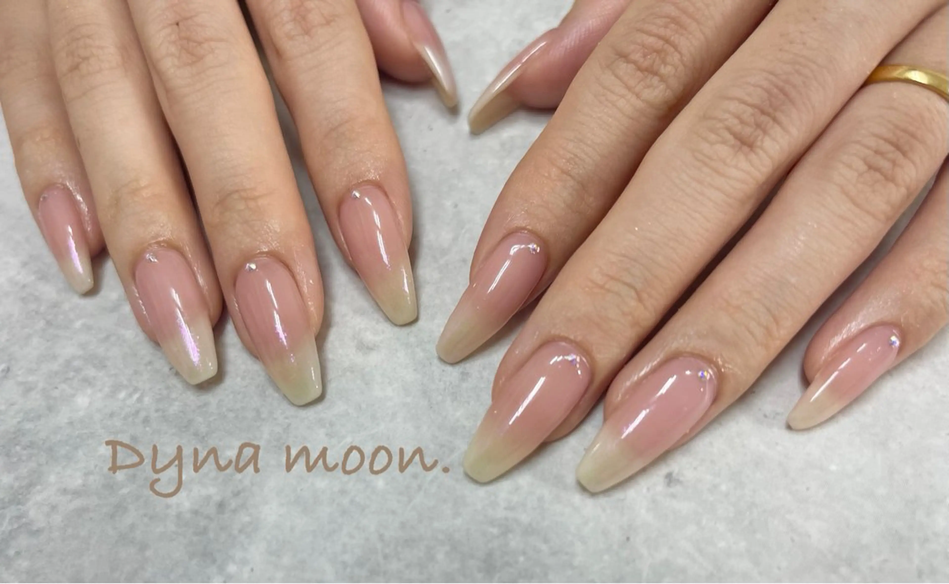 ネイル ハンドネイル Dynamoon所属・吉田 芹菜のネイルデザイン