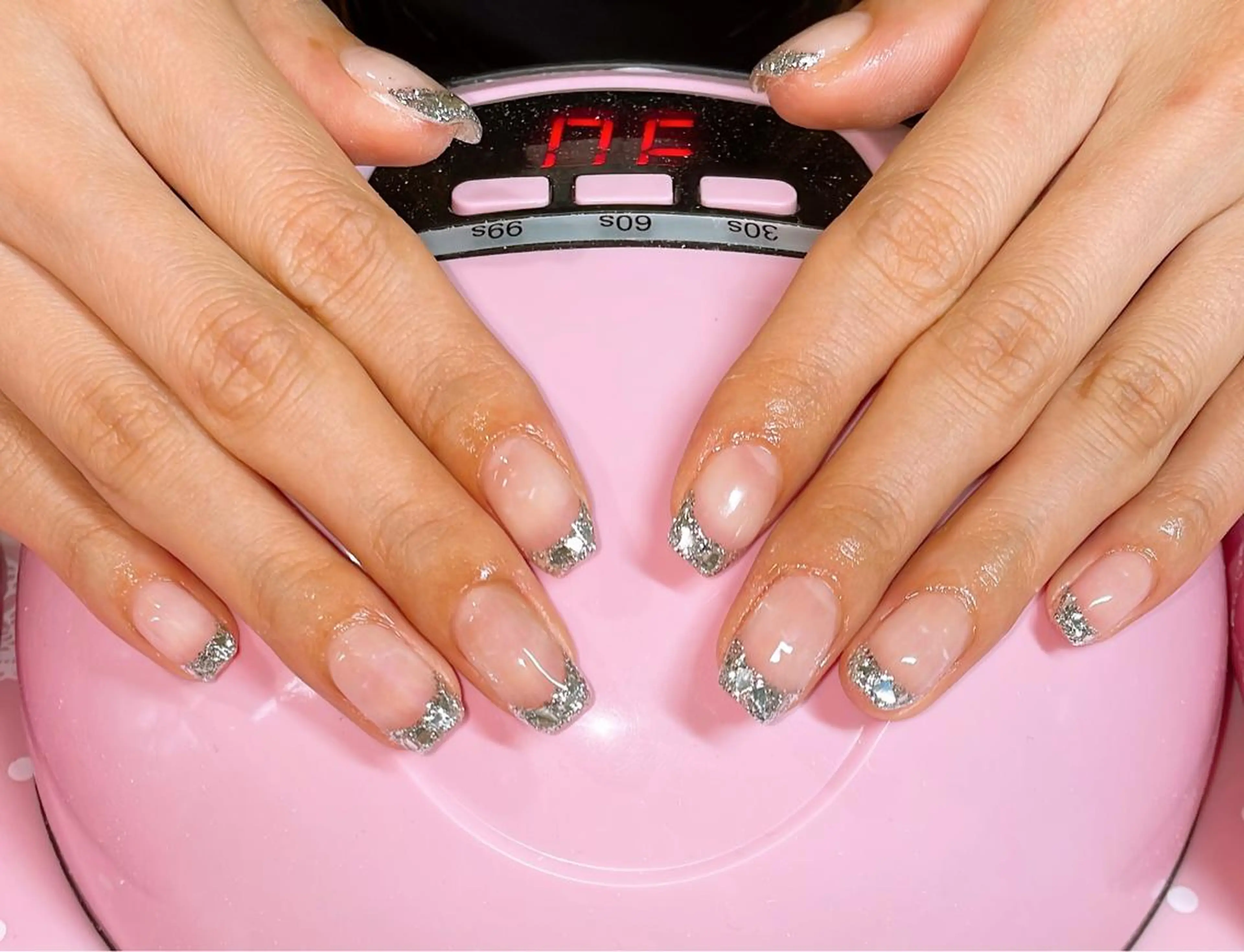 ネイル ハンドネイル VIERU 🌈🎀💖のネイルデザイン