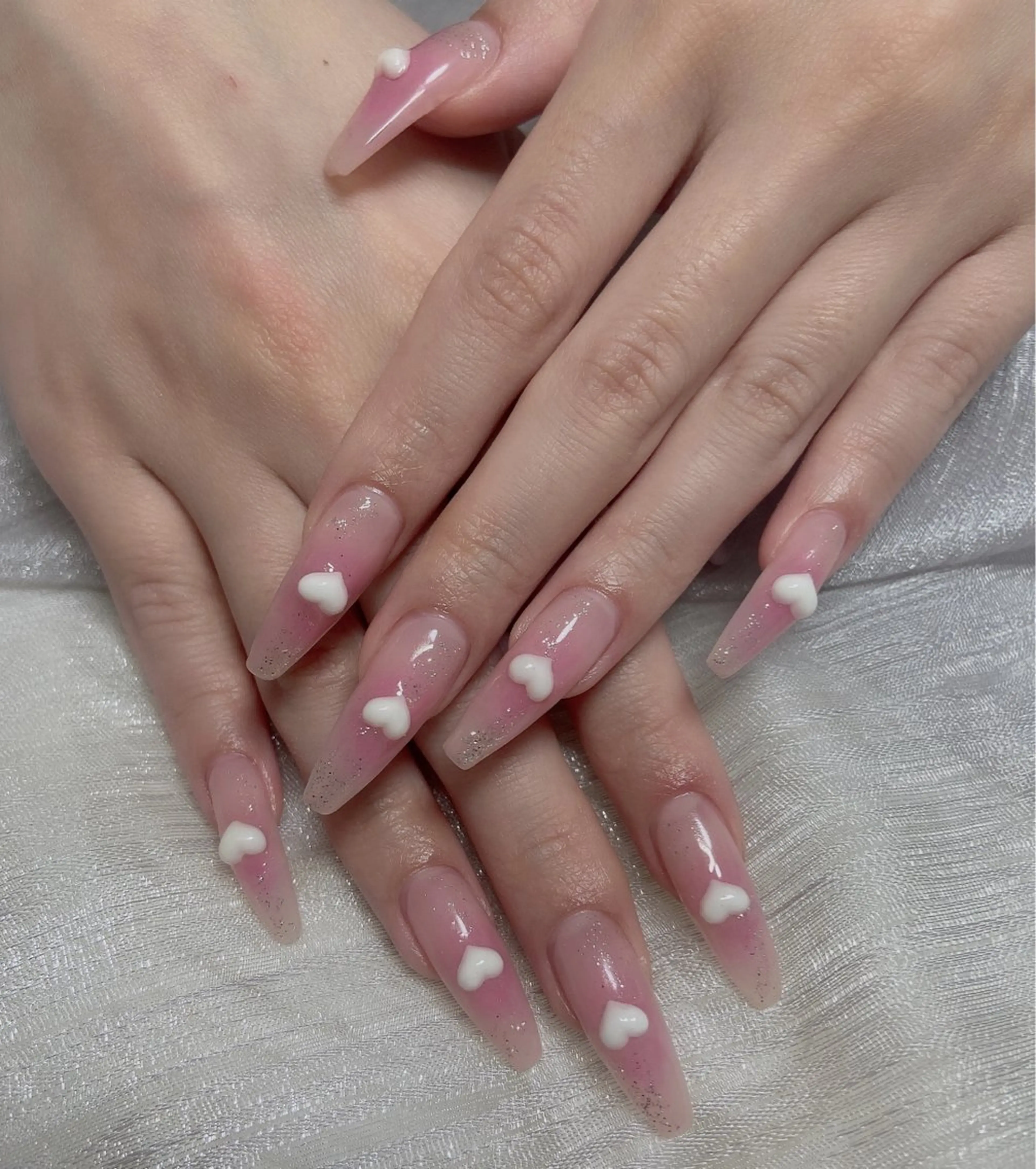 ネイル ハンドネイル &ME ネイルサロンのネイルデザイン
