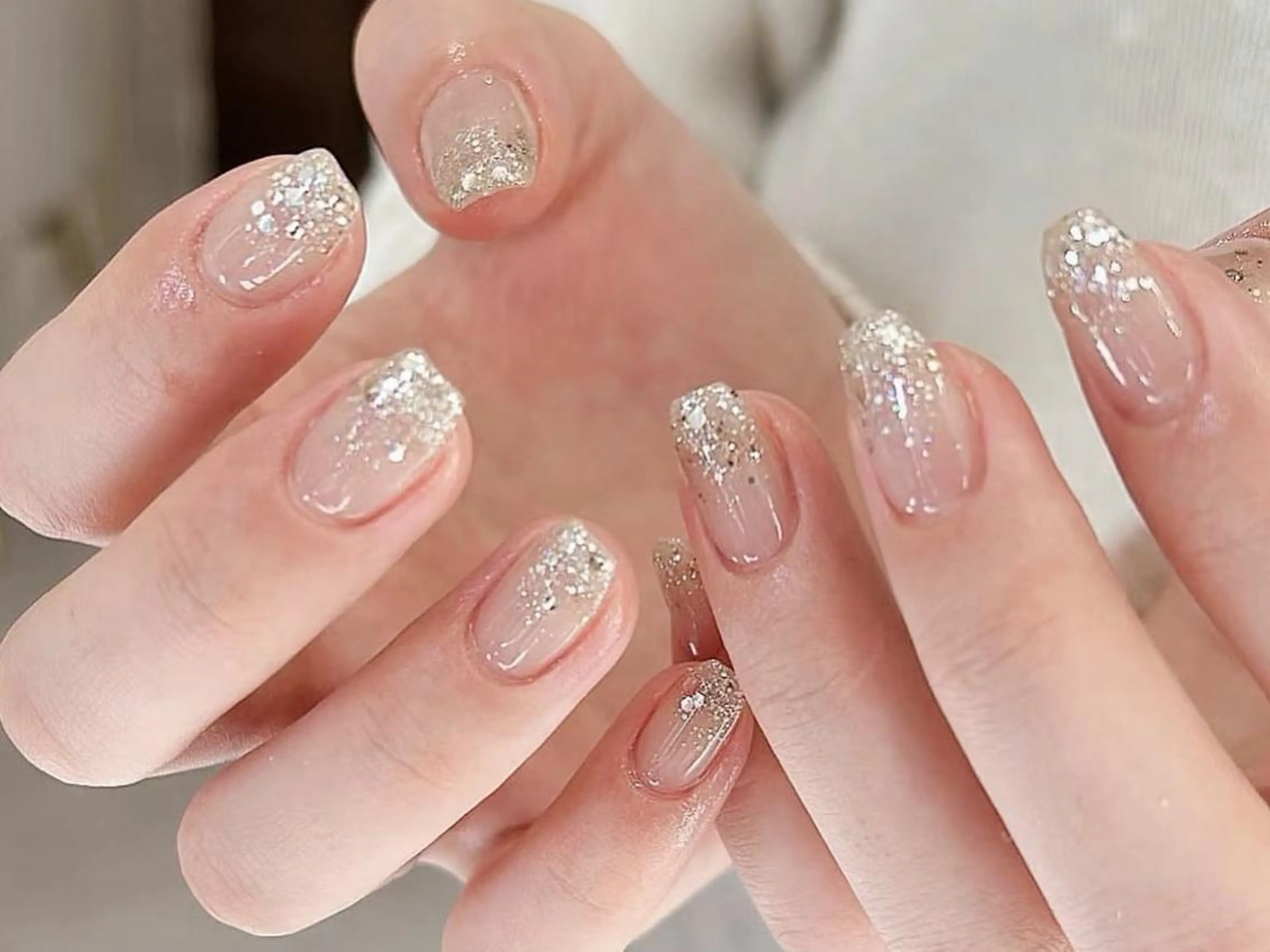 ネイル アートネイル オーロラネイル フレンチネイル ジェルネイル ガーリー ハンドネイル ハンドケア Lucky nailのネイルデザイン
