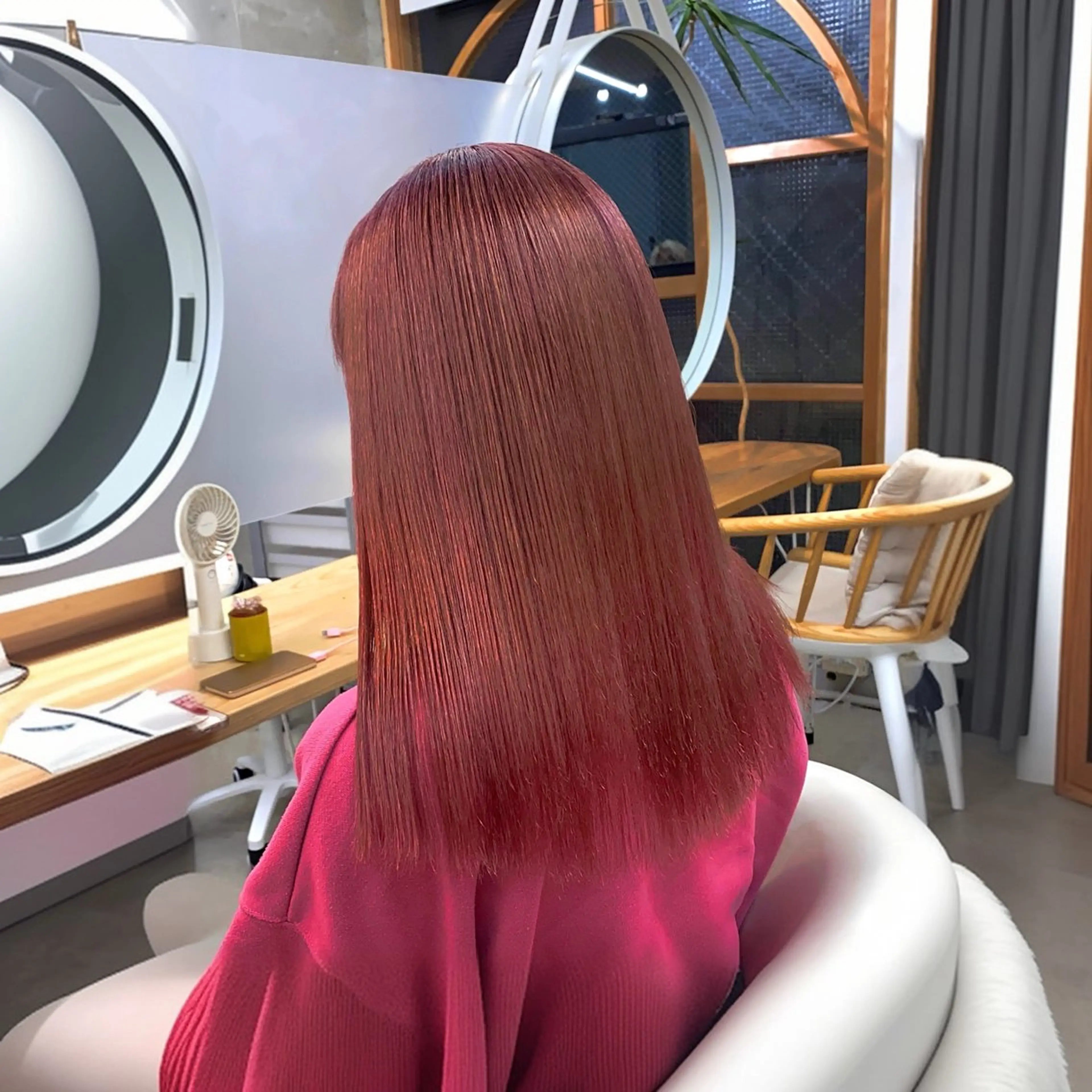 セミロング カラー 艶ハイトーン/ 颯一朗のヘアスタイル