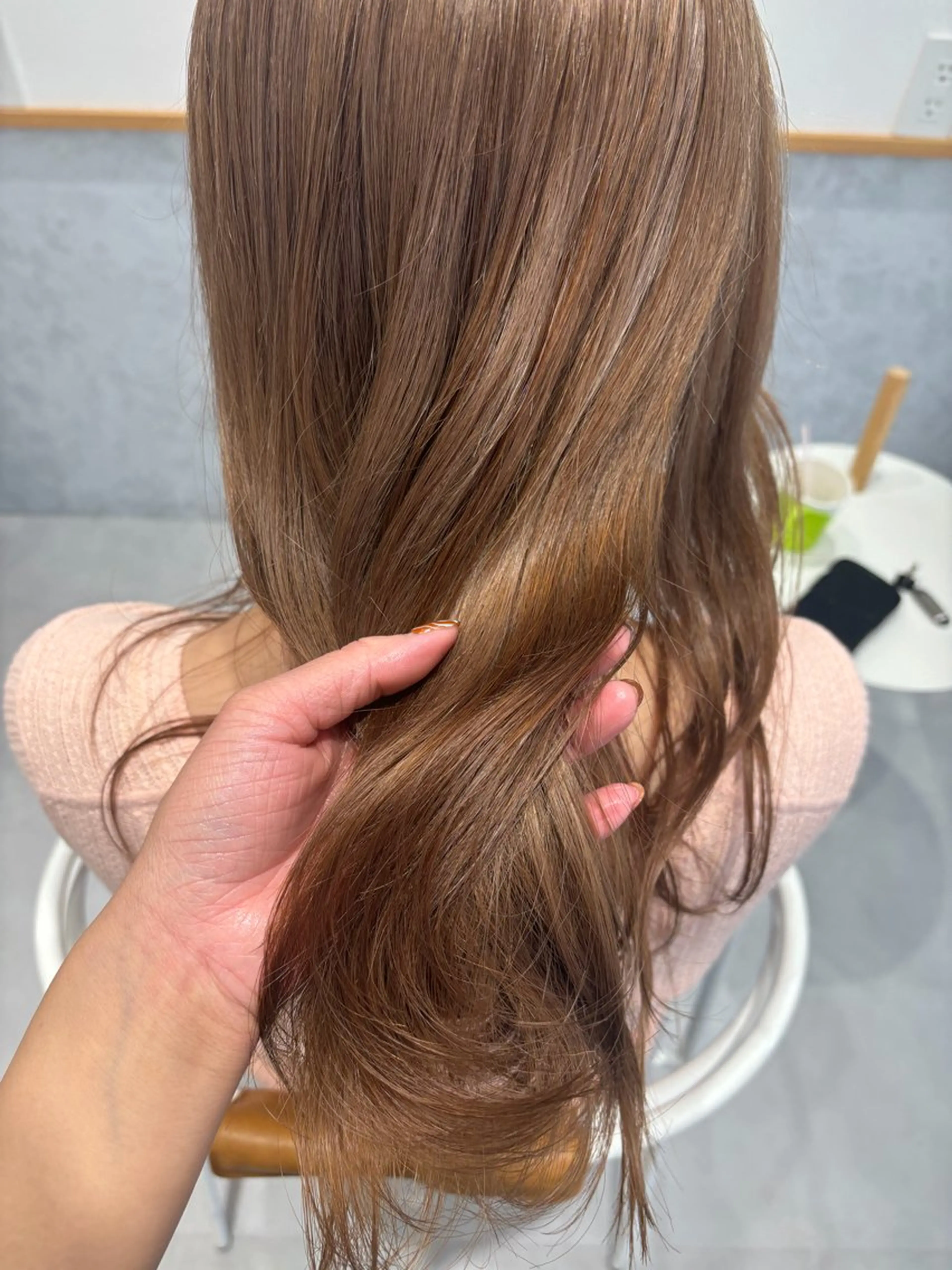 ロング カラー ブリーチ ブラウンカラー ダブルカラー ブリーチなしカラー misaki🦄 lange hairのヘアスタイル