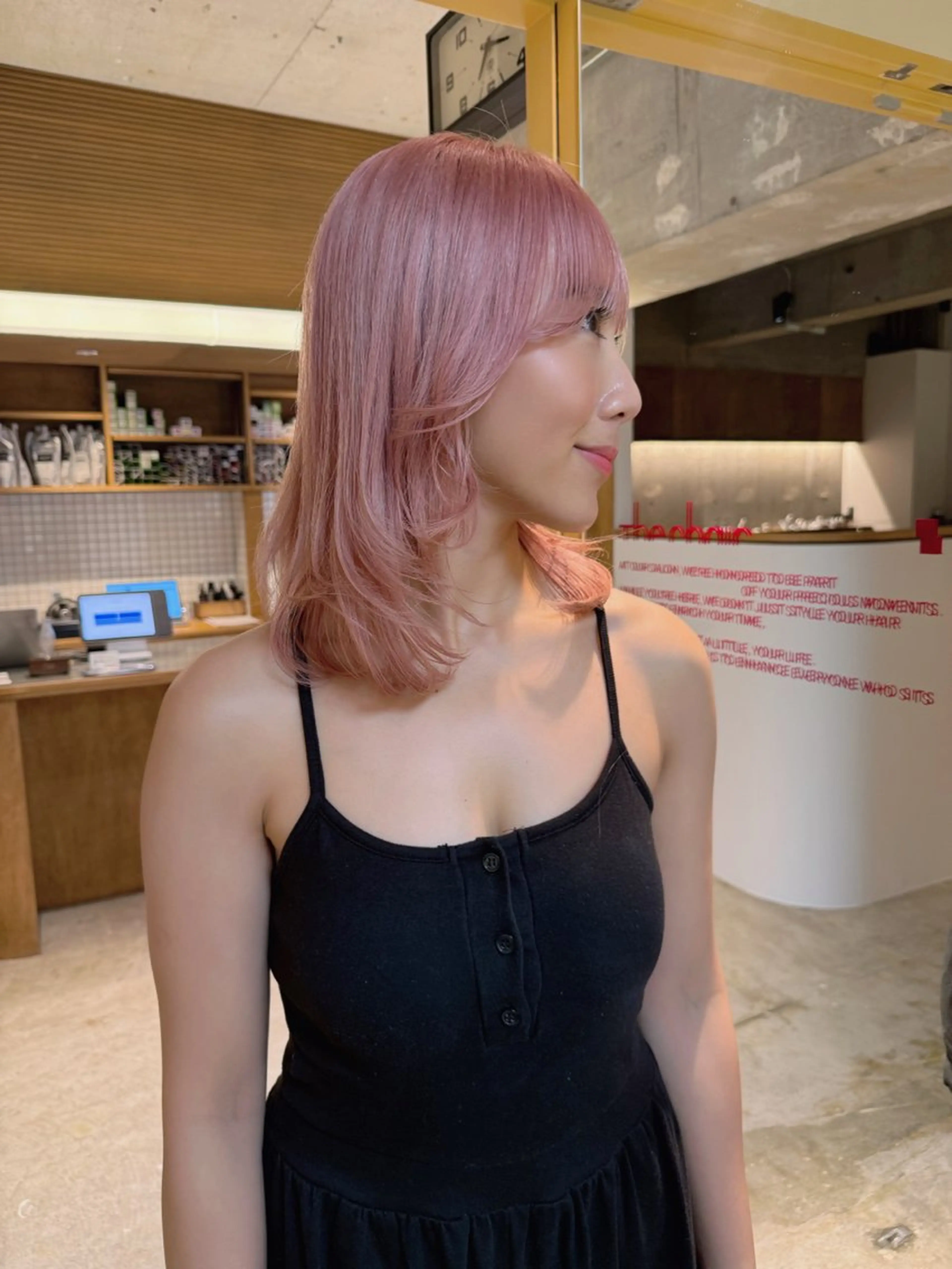 ミディアム カラー ベージュカラー ピンクカラー ピンクベージュ miyuki .のヘアスタイル