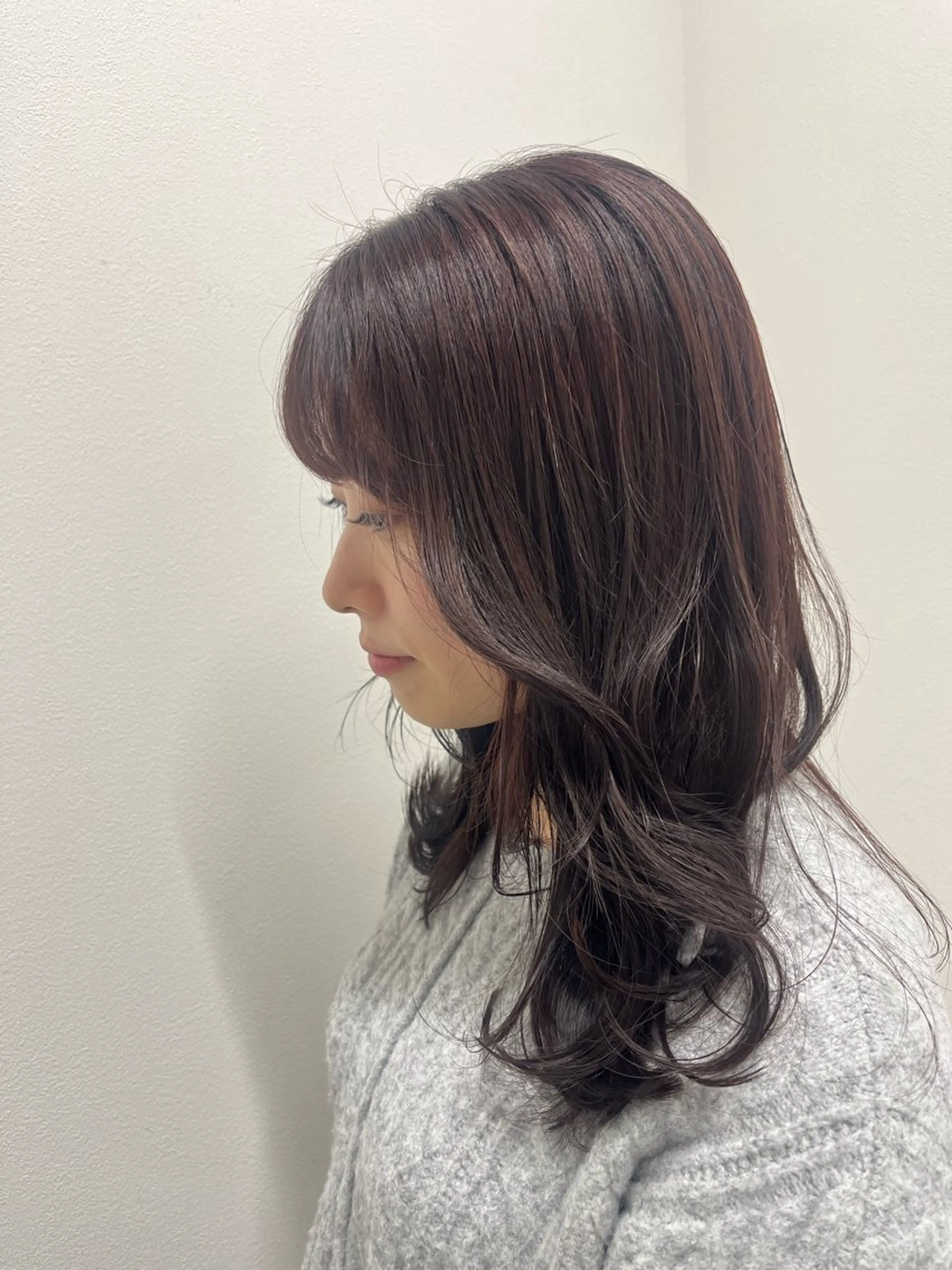ロング カラー ブラウンカラー ラベンダーカラー レイヤーカット カット ヘアカラー トリートメント 末石 智のヘアスタイル