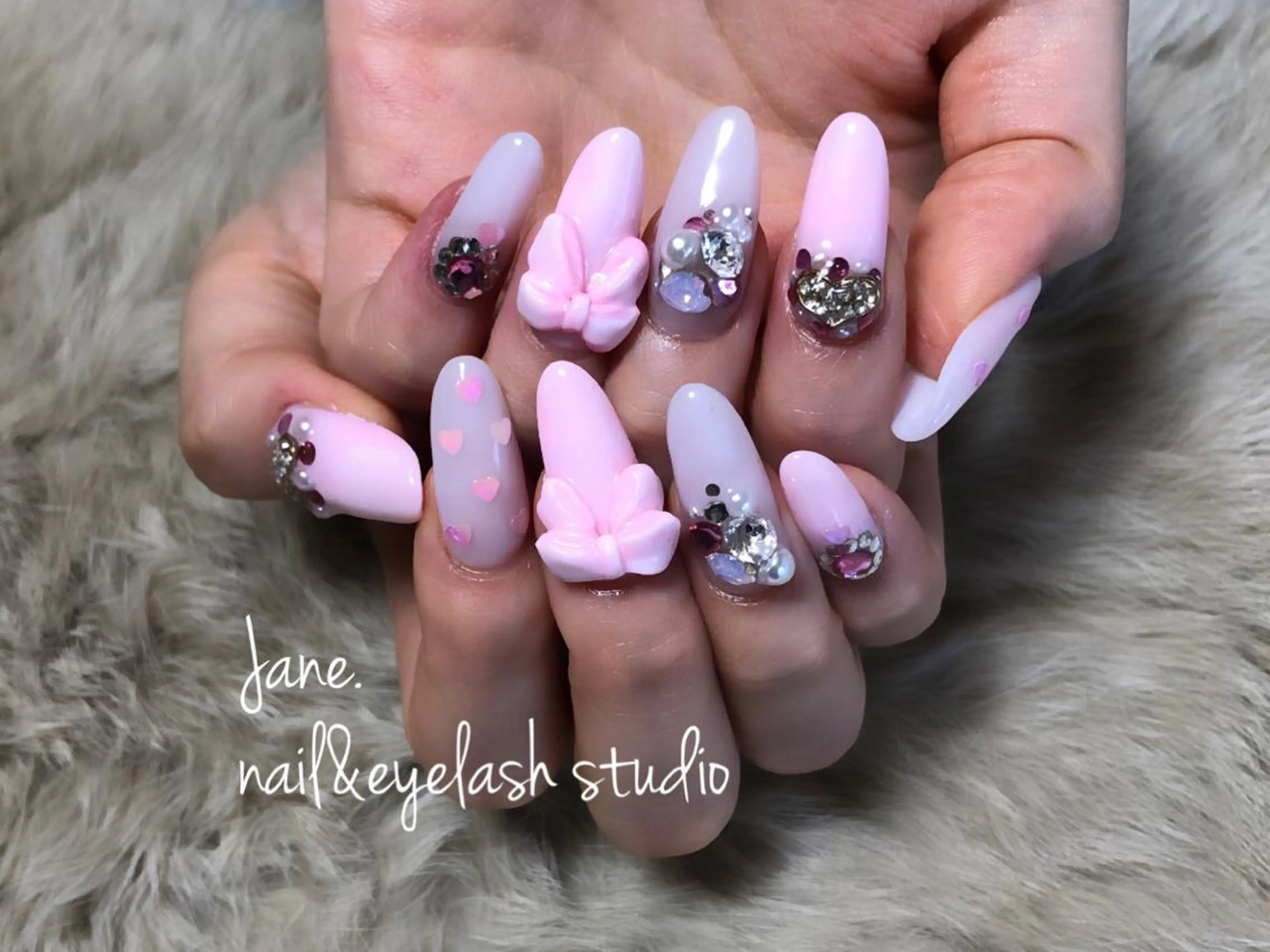 ネイル Yakko pas á pasのネイルデザイン