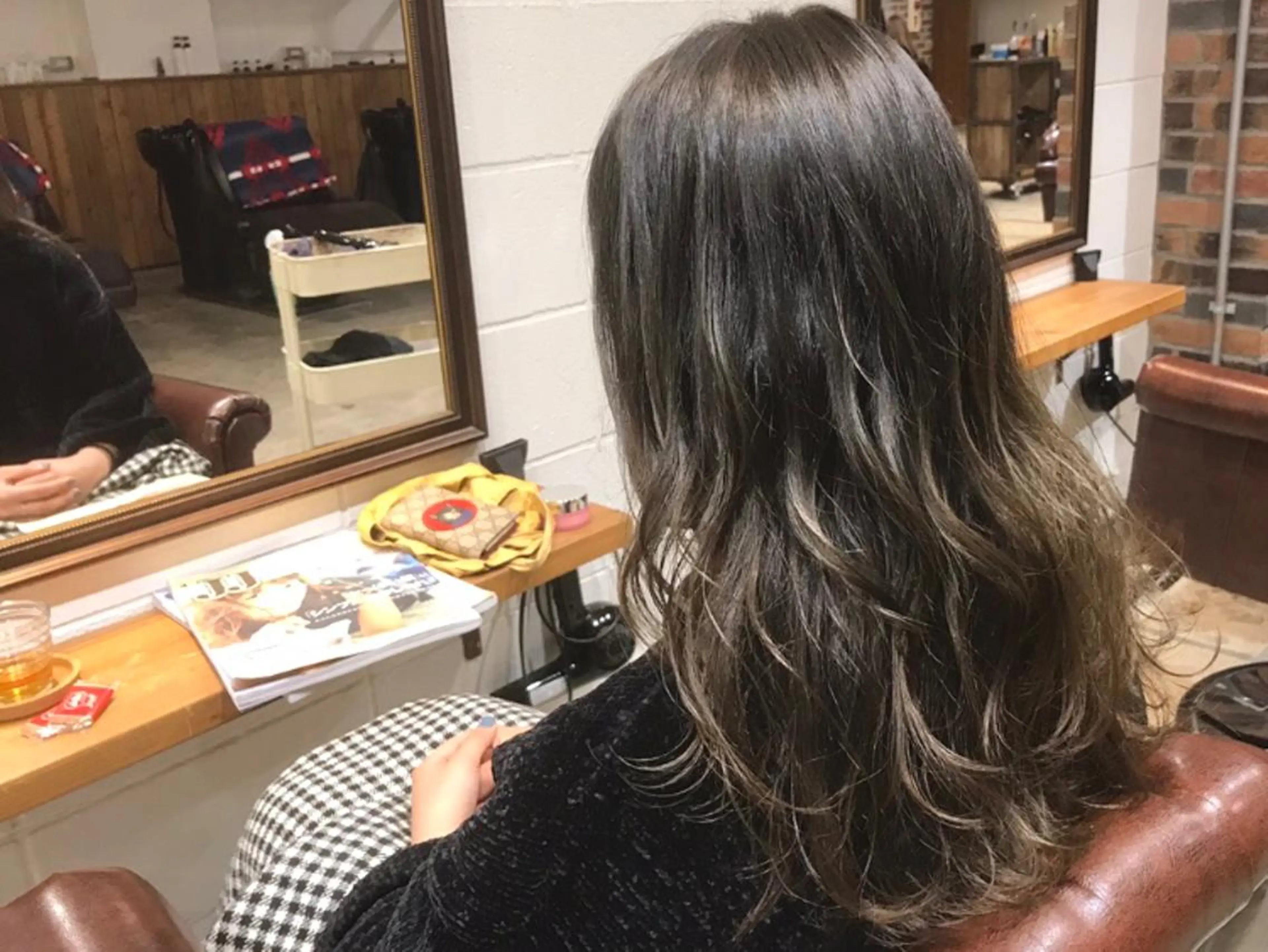 ロング カラー アッシュ ベージュカラー グラデーションカラー 竹嶌 健吾のヘアスタイル