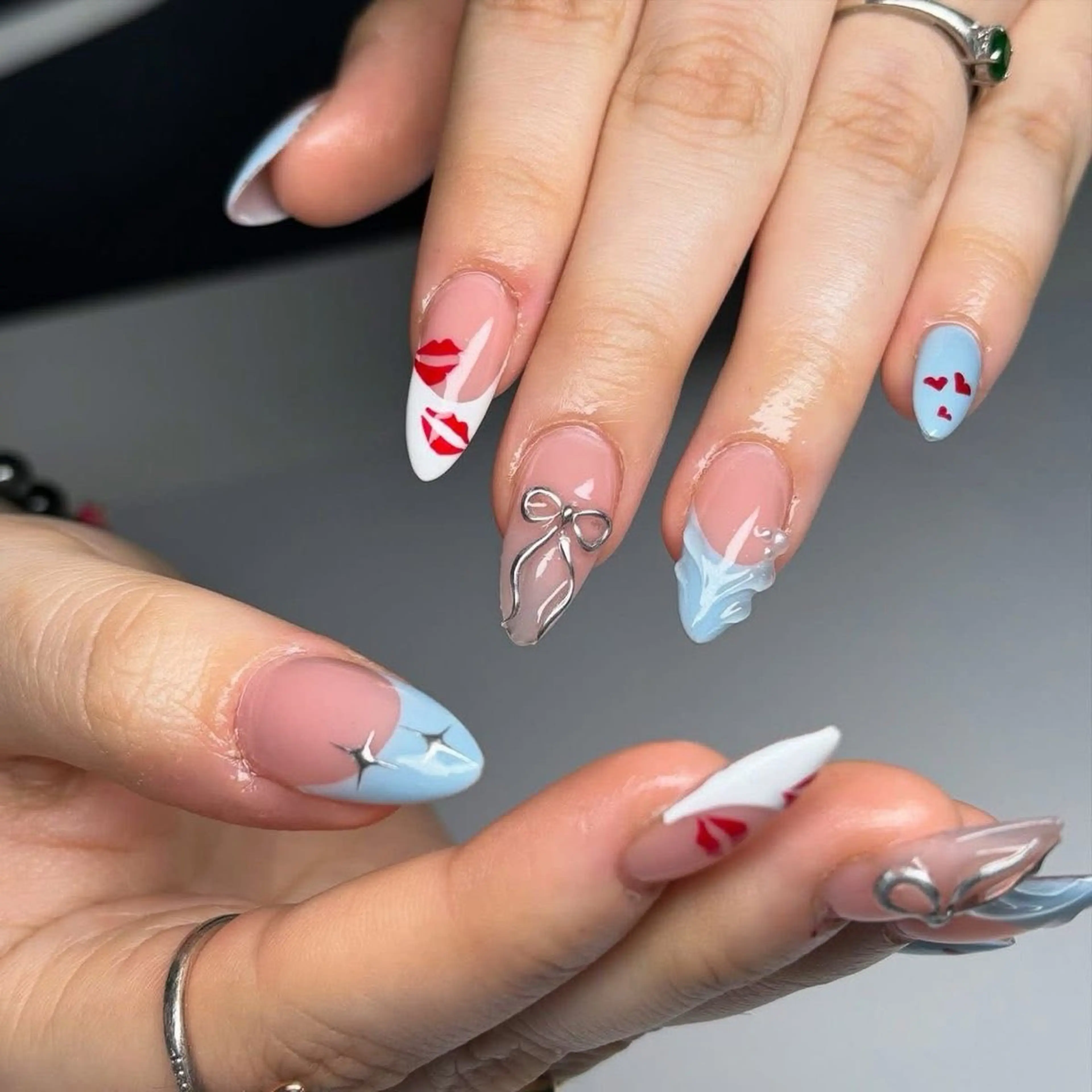 ネイル オーロラネイル ブルー チークネイル 長さ出し フットネイル ハンドネイル JIN 168 新大久保のネイルデザイン