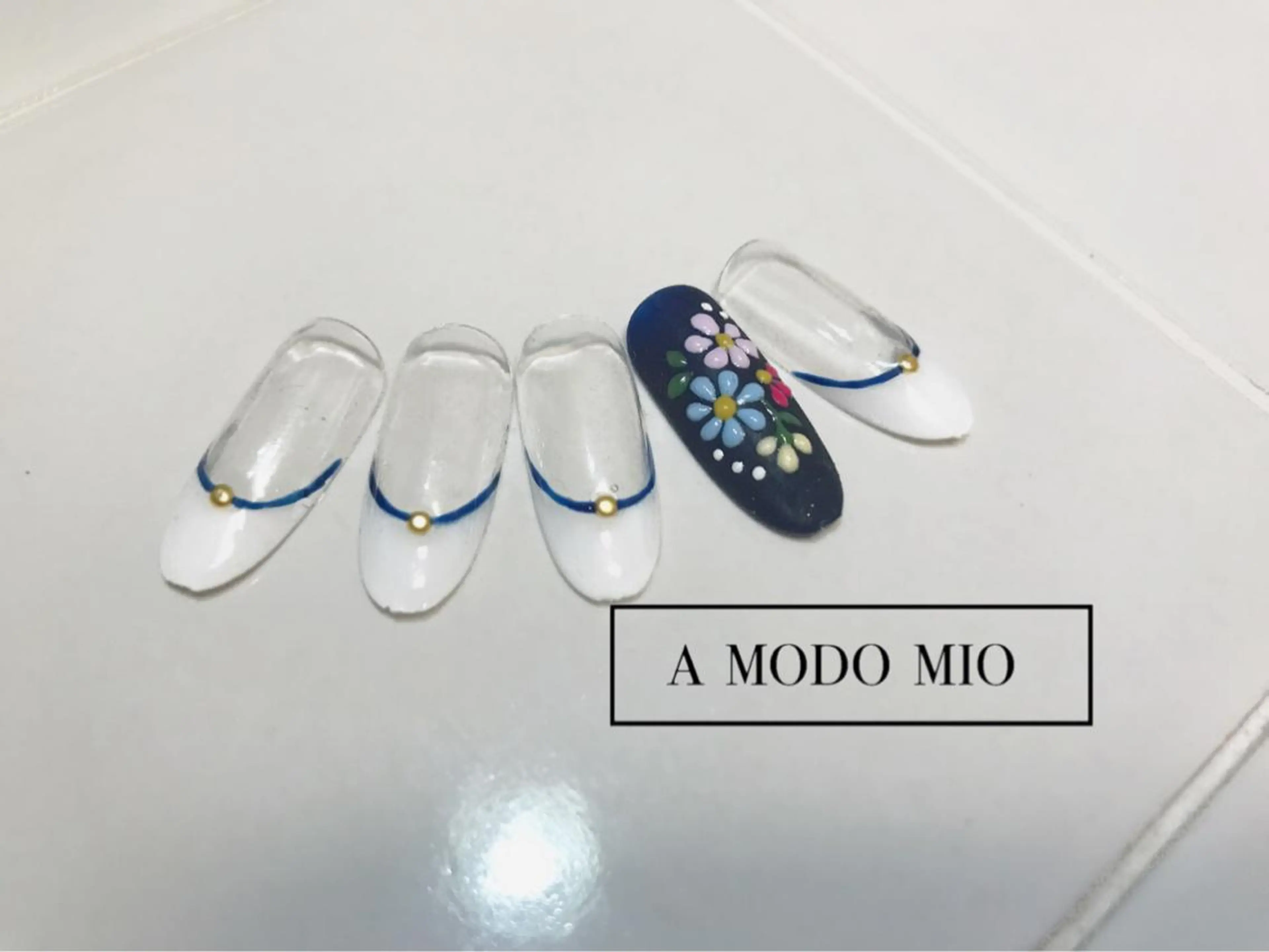 ネイル A MODO MIOのネイルデザイン