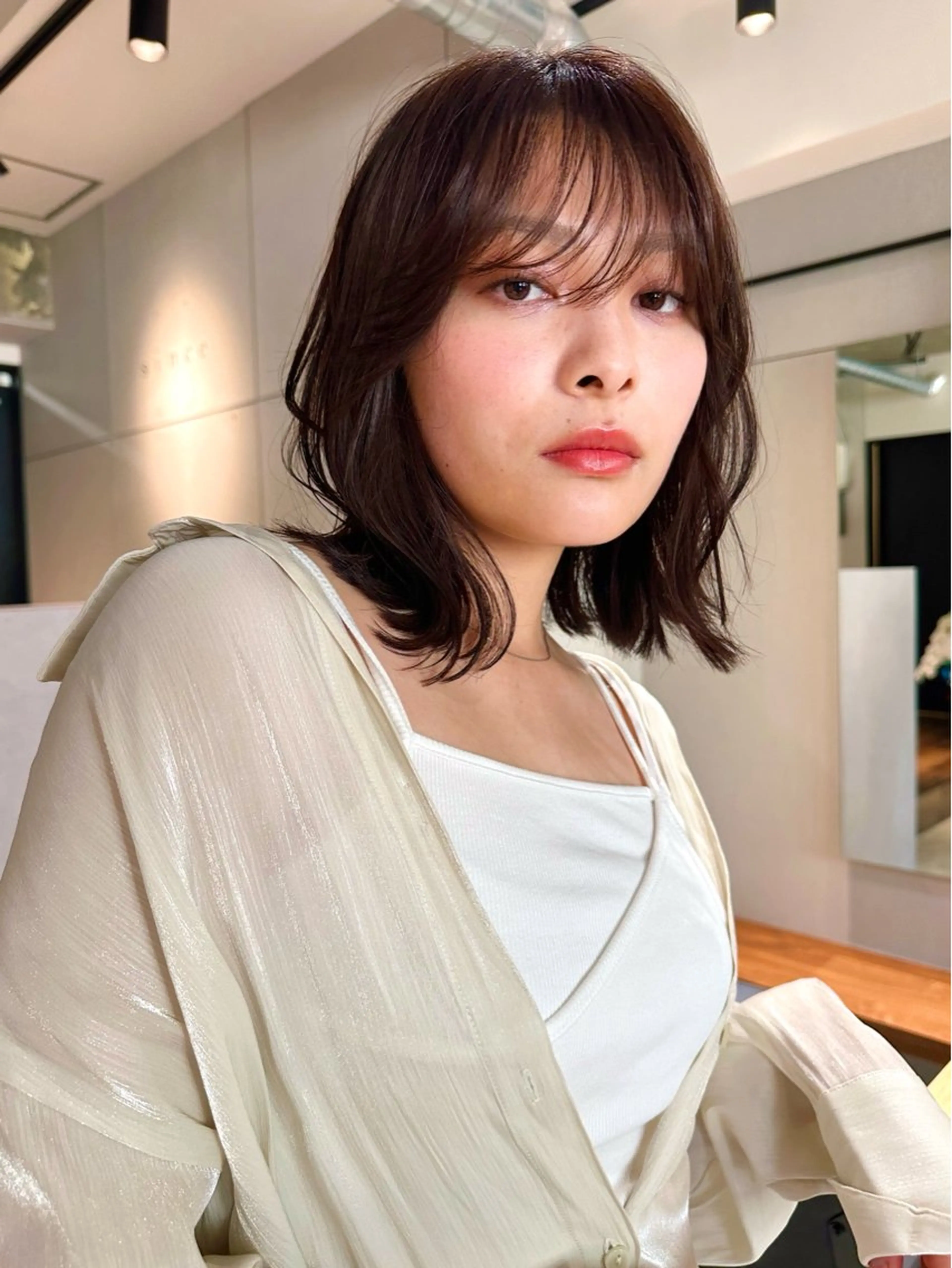 ショート カラー パーマ 🫧小顔×似合わせ× 透明感カラー🫧のヘアスタイル