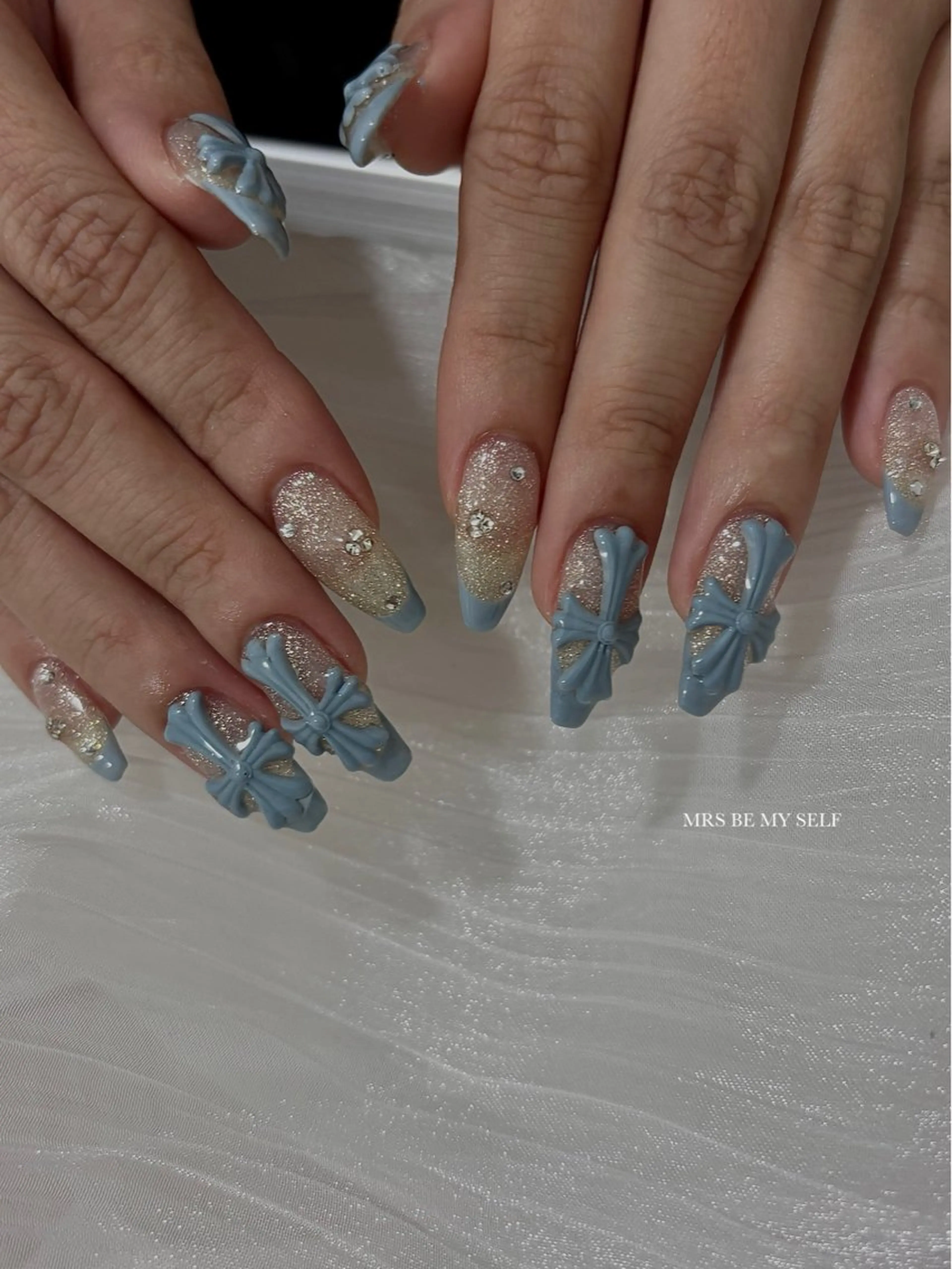 ネイル キラキラネイル 春ネイル ハンドネイル MRS/ miyu🎀のネイルデザイン