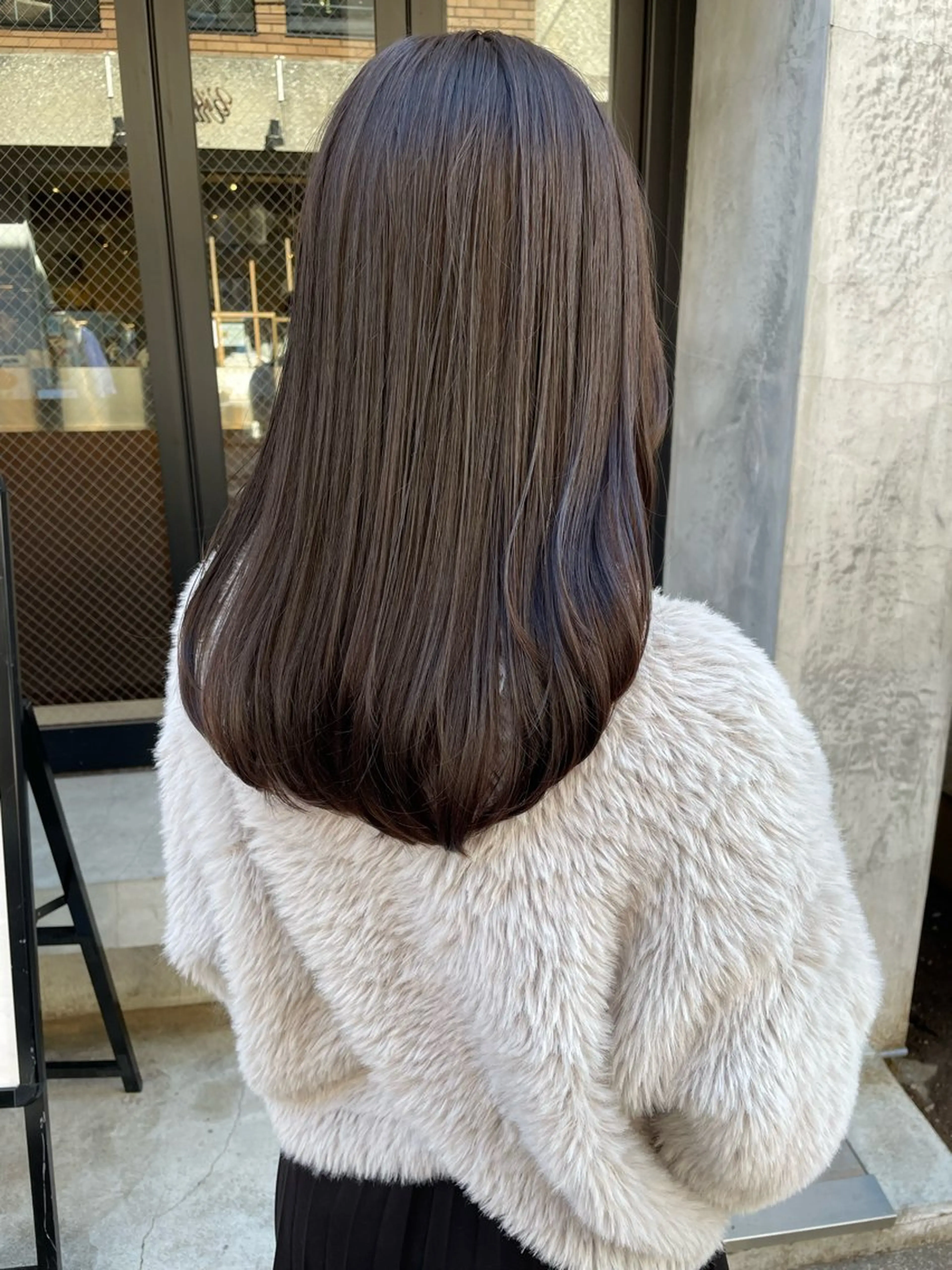 ロング カラー カット ヘアカラー トリートメント 🩰オリーブ/ ベージュ松本咲花🩰のヘアスタイル