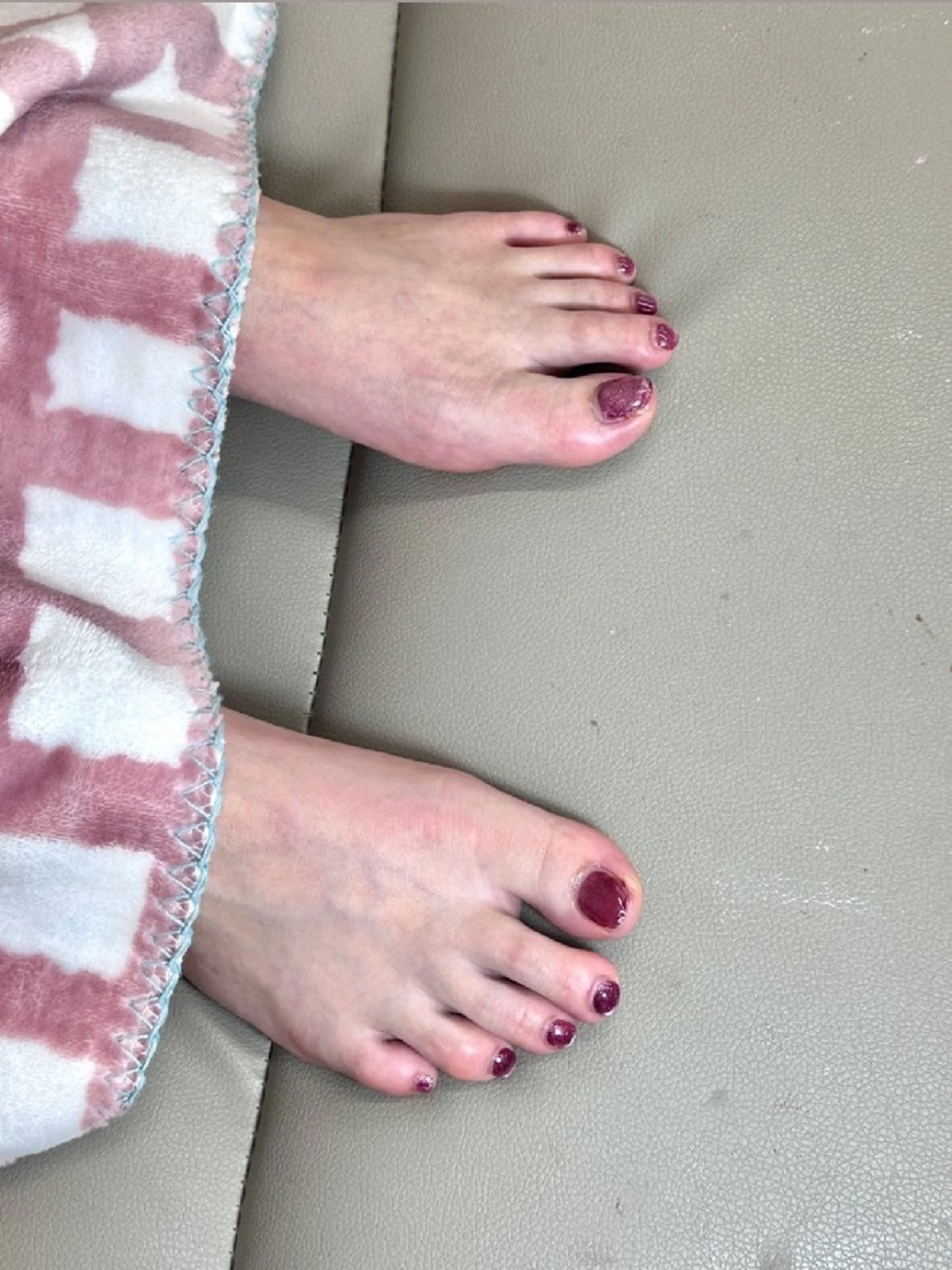 ネイル チークネイル フットネイル フレンチネイル ジェルネイル ガラスフレンチ フットネイル ル ナのネイルデザイン