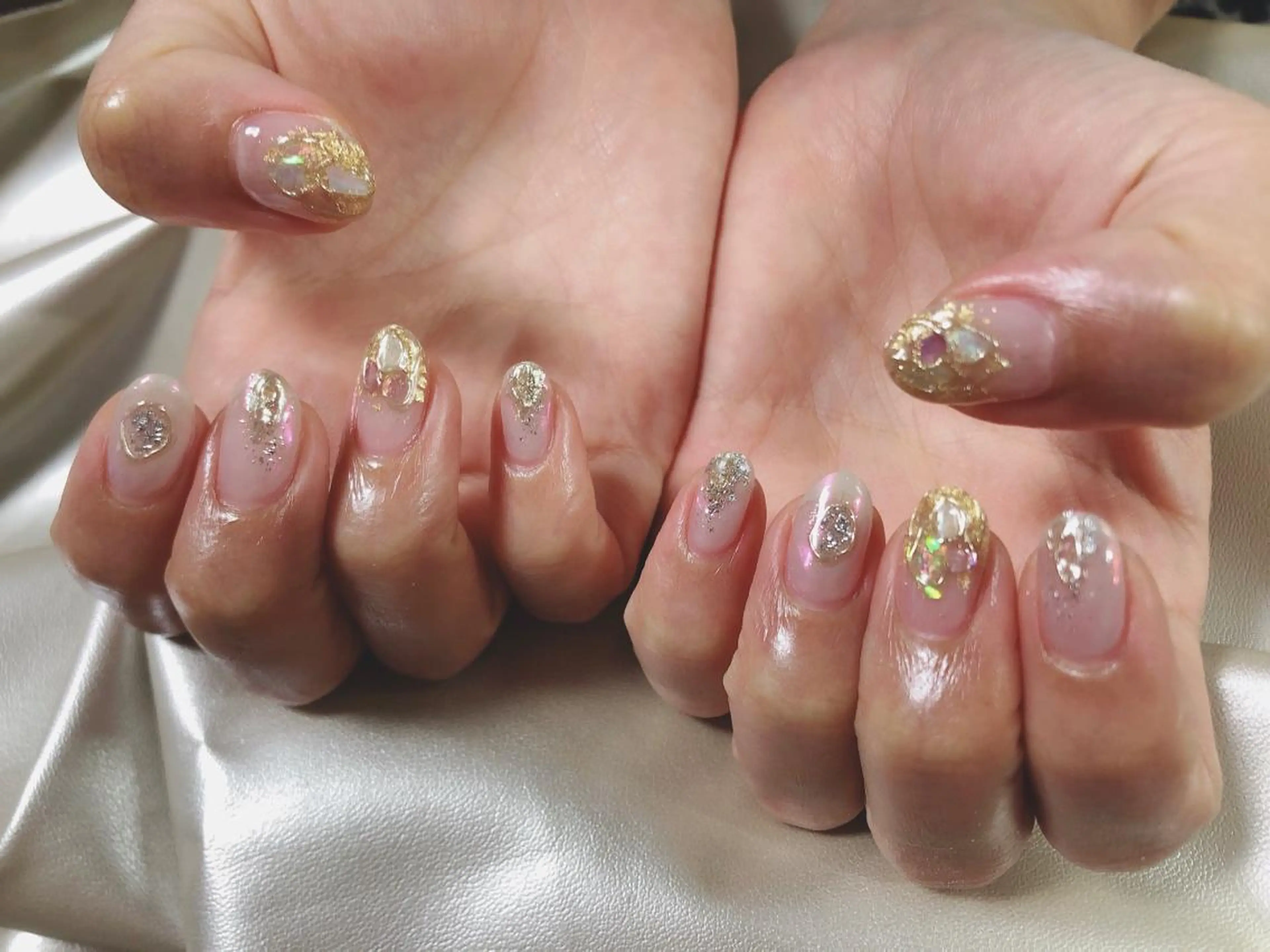 ネイル キラキラネイル kiki nail &brow二子玉川の眉毛・アイブロウイメージ