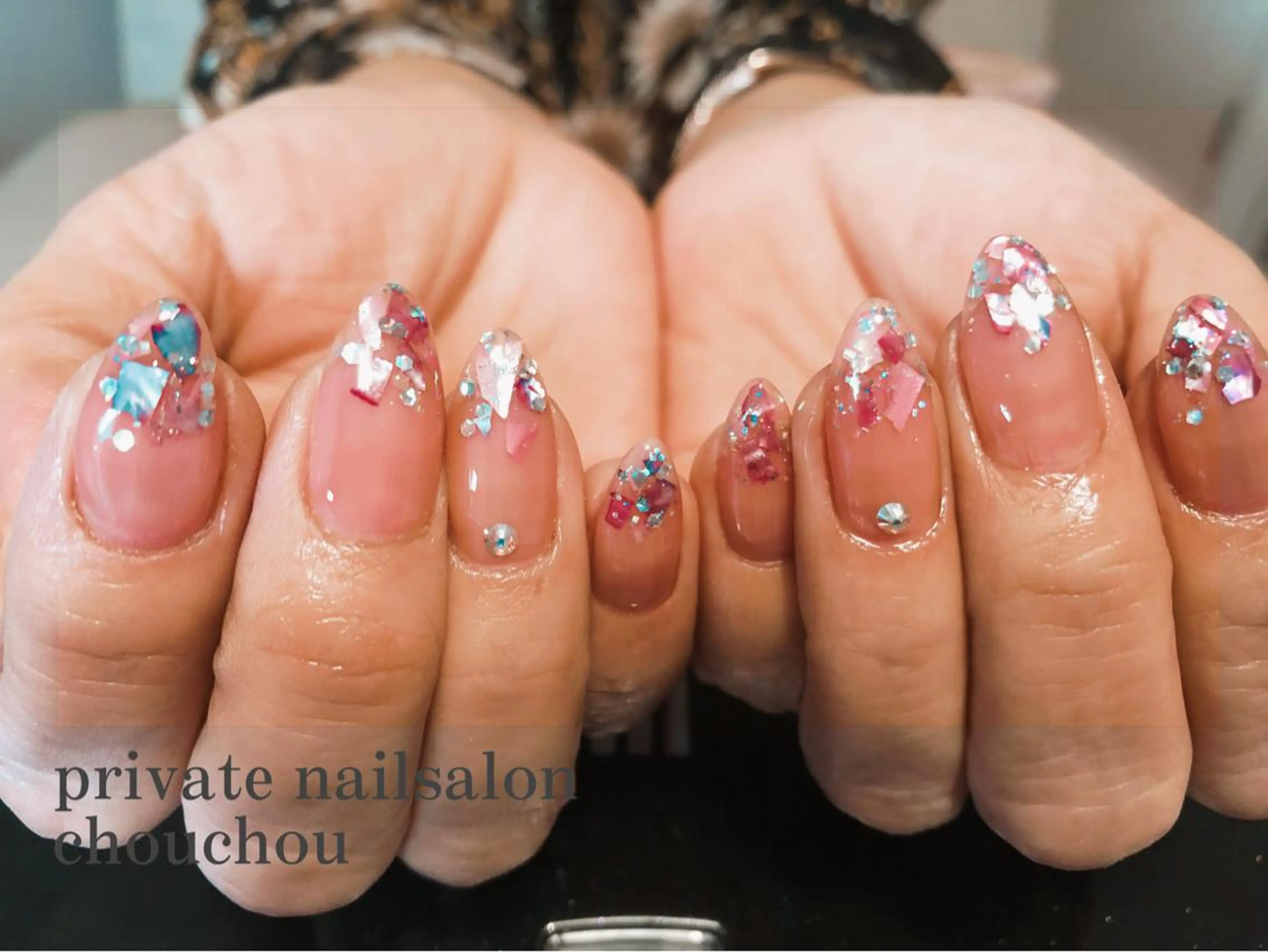 ミディアム ネイル アートネイル ハンドネイル ネイルサロン CHOUCHOUのネイルデザイン