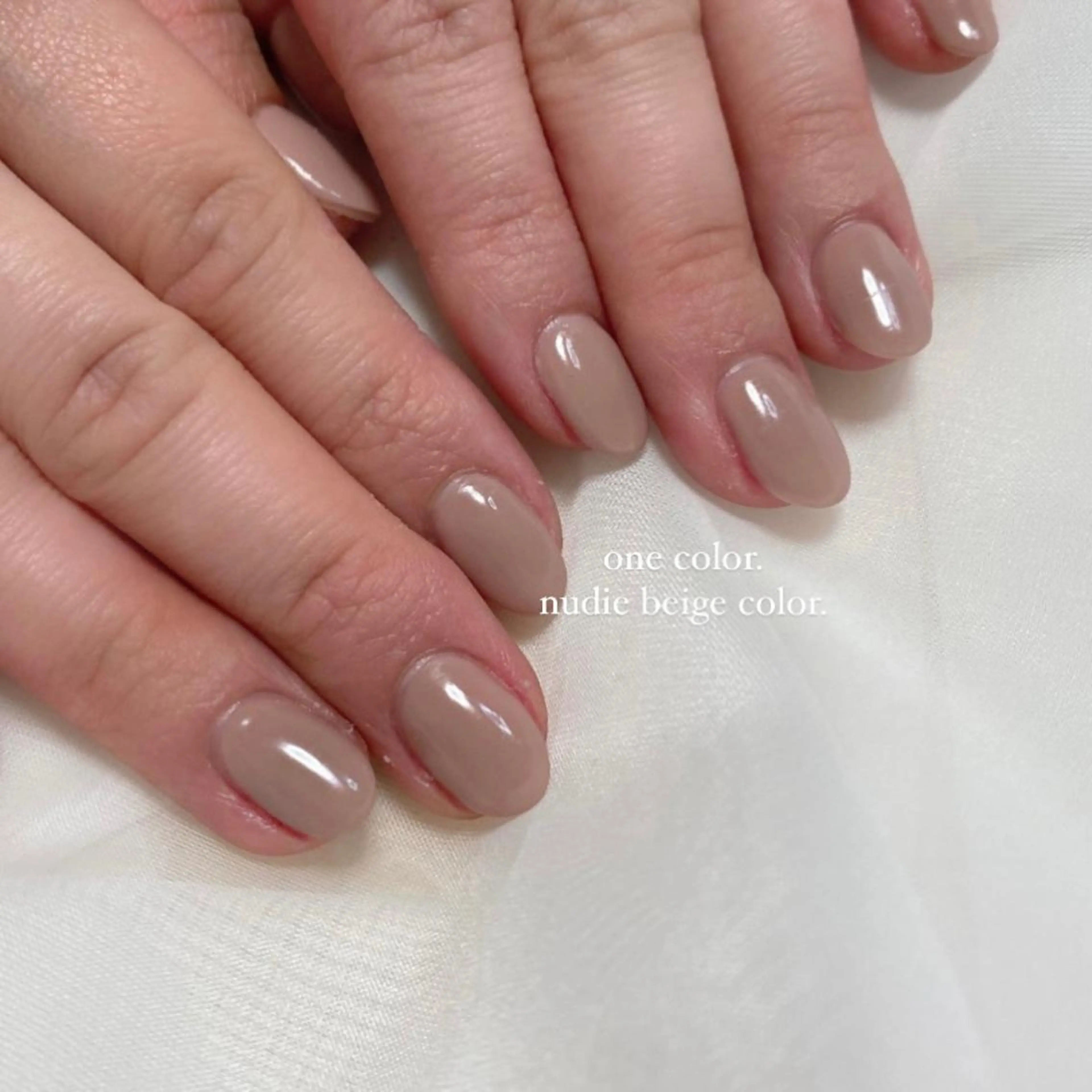 ネイル ワンカラーネイル シンプルネイル h.ours _のネイルデザイン