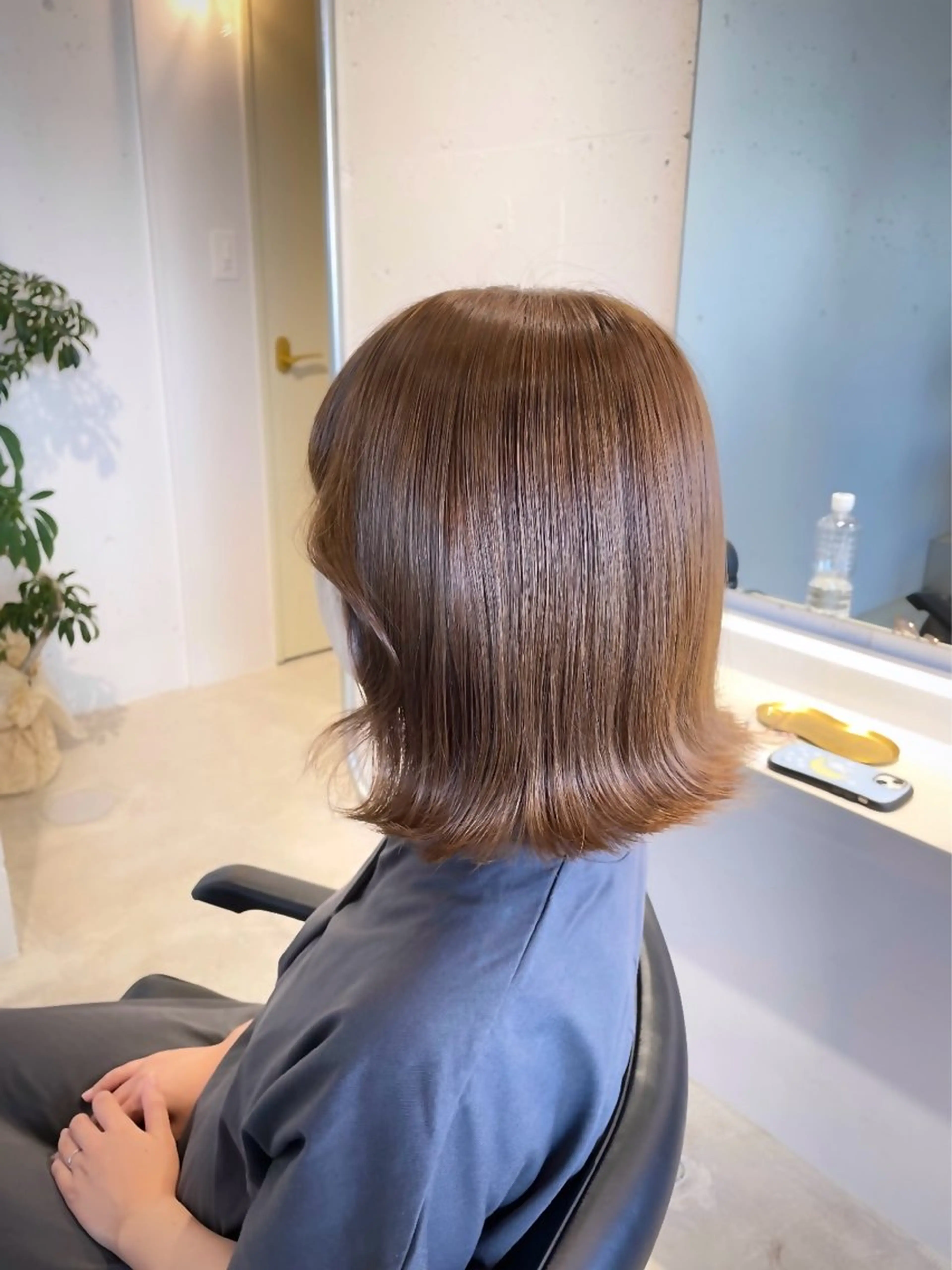 ショート カラー tim hinaのヘアスタイル