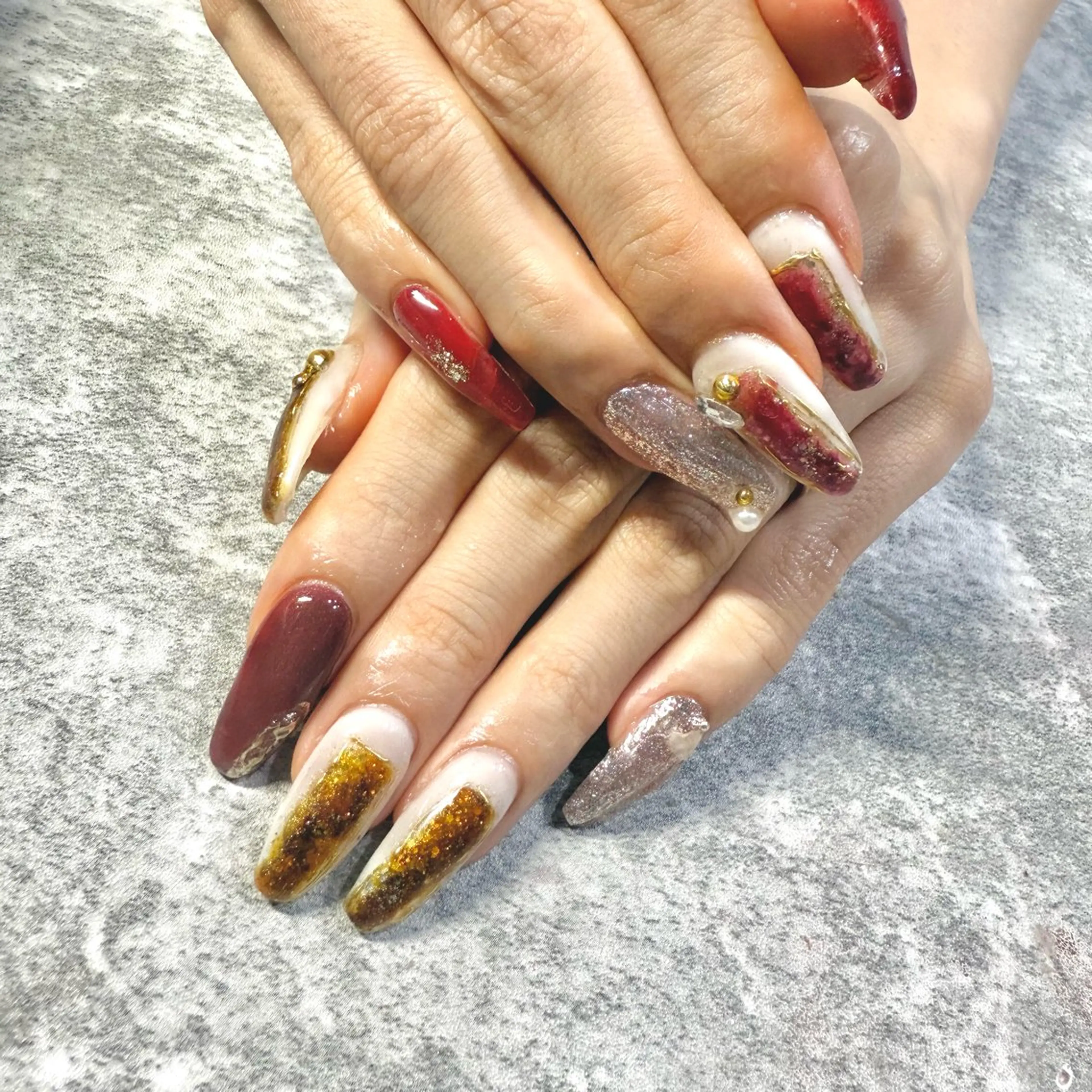 ネイル べっ甲ネイル ハンドネイル ★Rinail... .のネイルデザイン