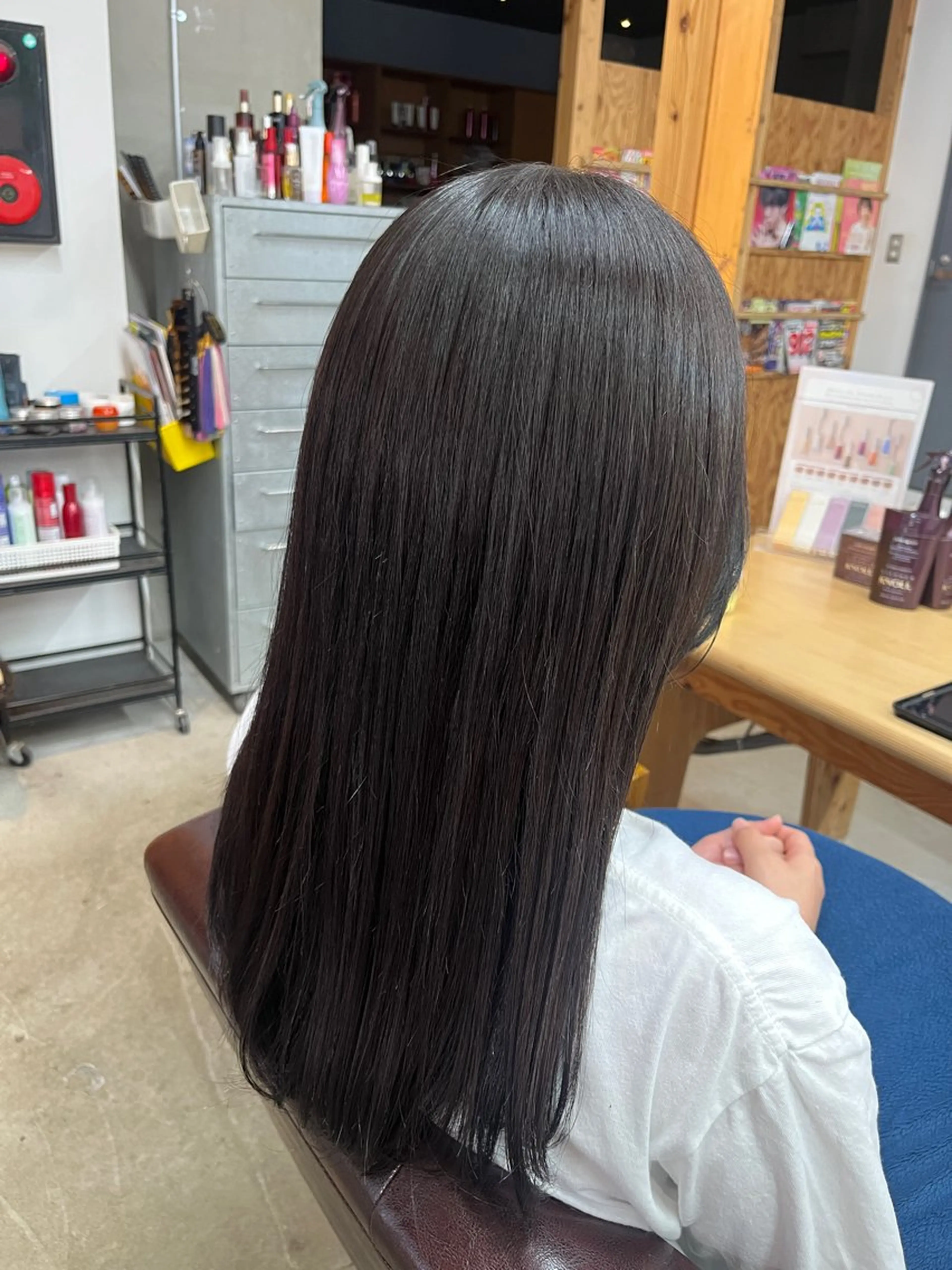 ロング カット 向井 友菜のヘアスタイル