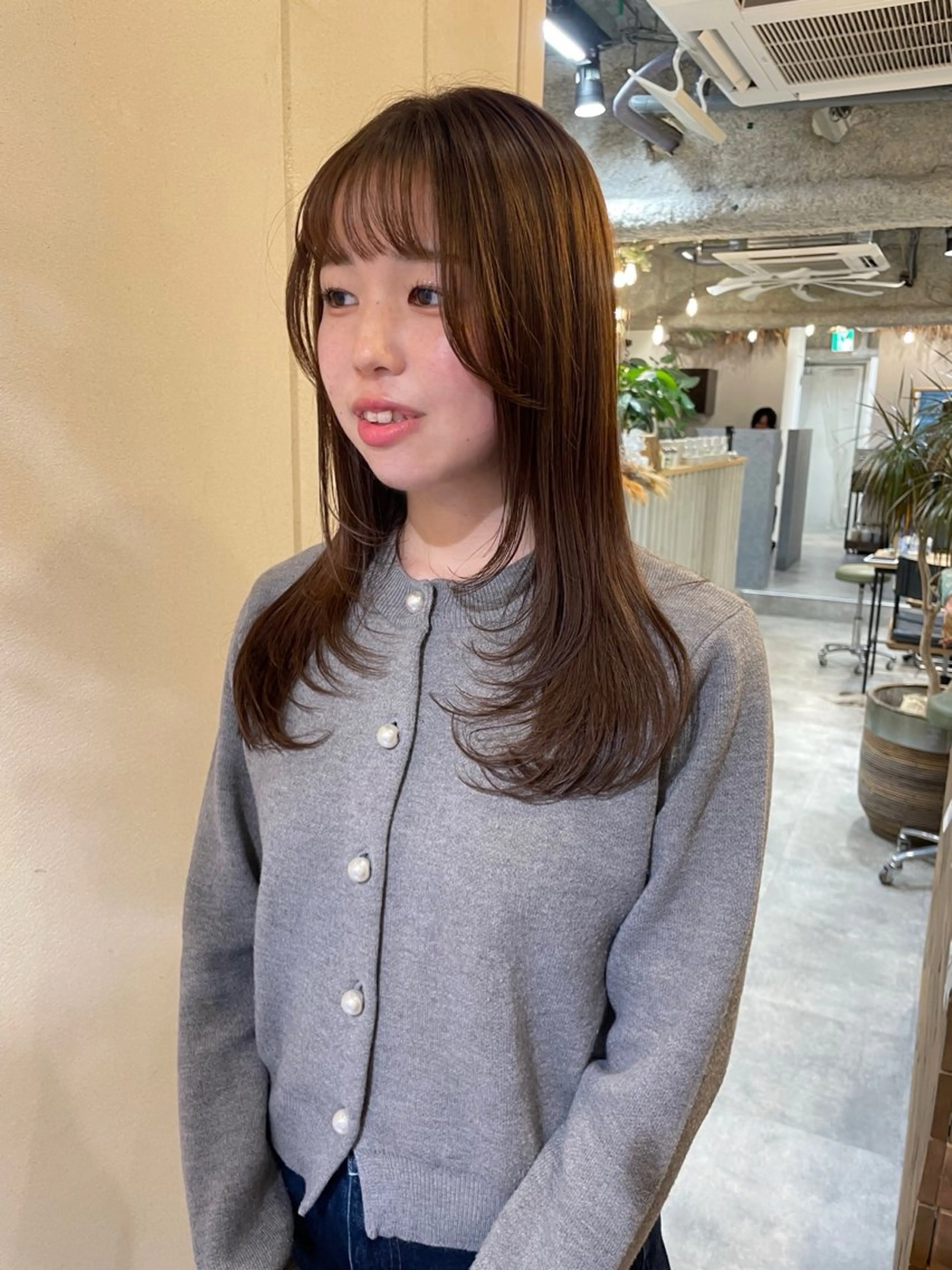セミロング カット ヘアカラー 透明感カラー 🦋AYAのヘアスタイル