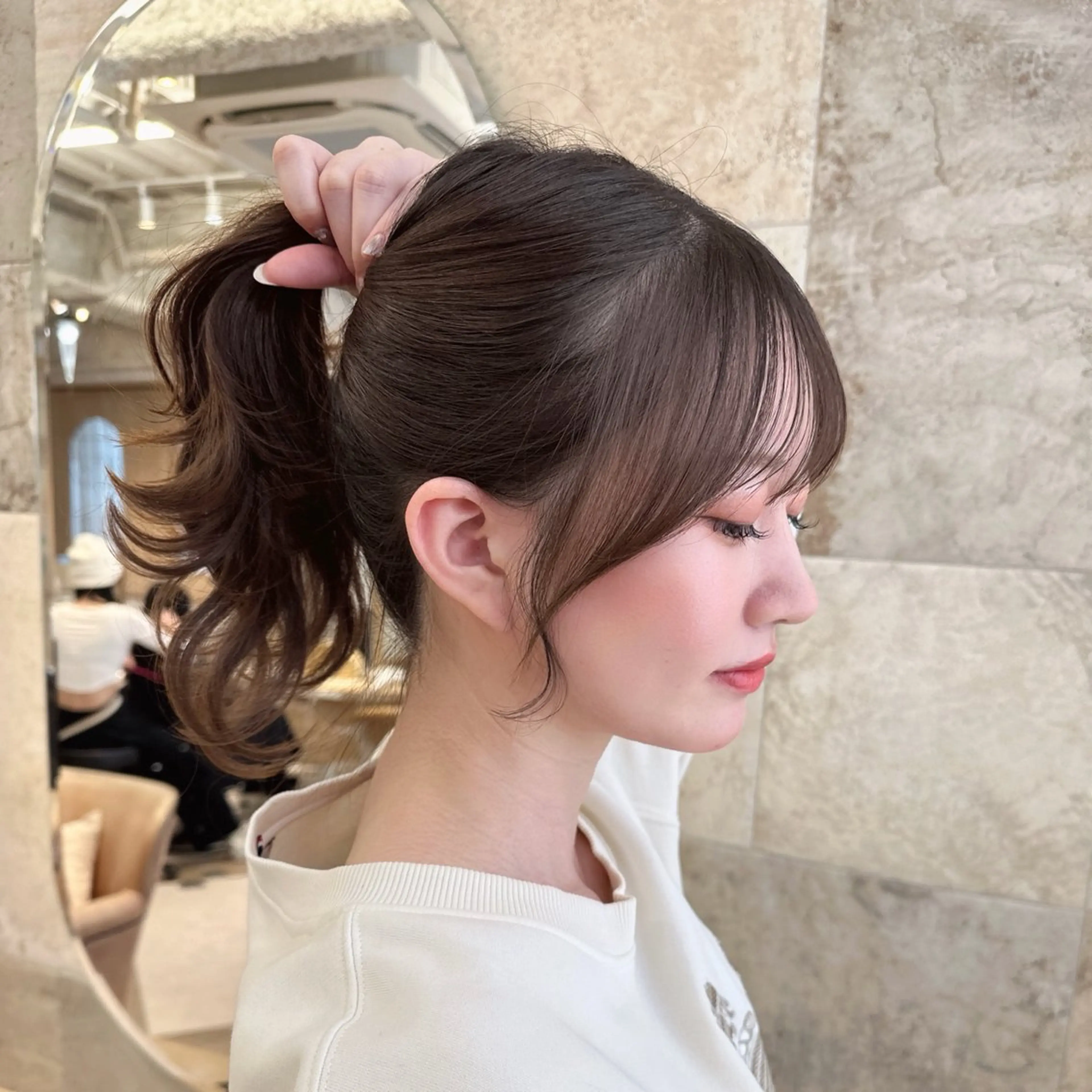 ミディアム 棚瀬 寧麻のヘアスタイル