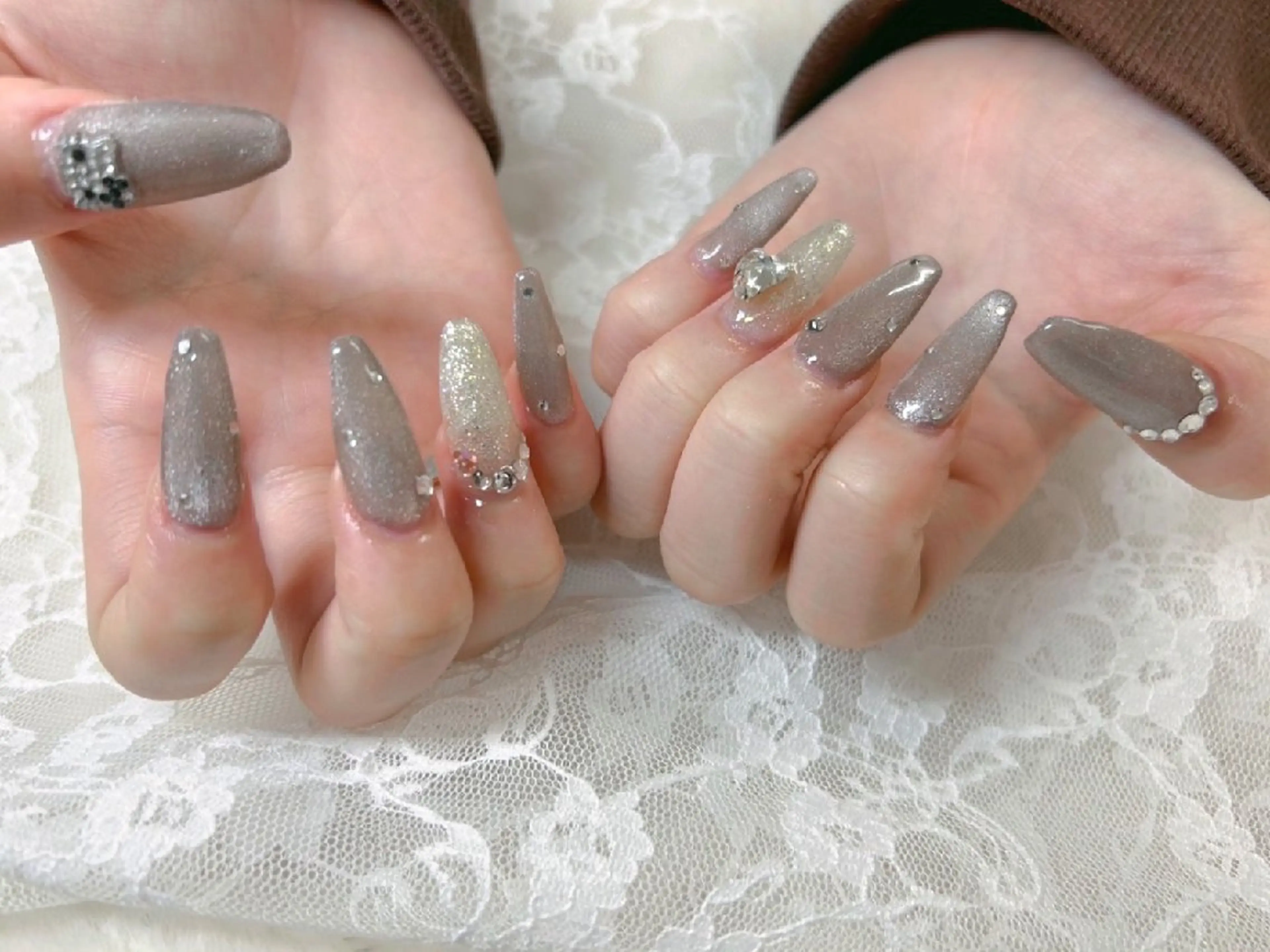 ネイル キラキラネイル ロングネイル マグネットネイル スーパーロングネイル ハンドネイル 心斎橋Salon Epokkuのネイルデザイン