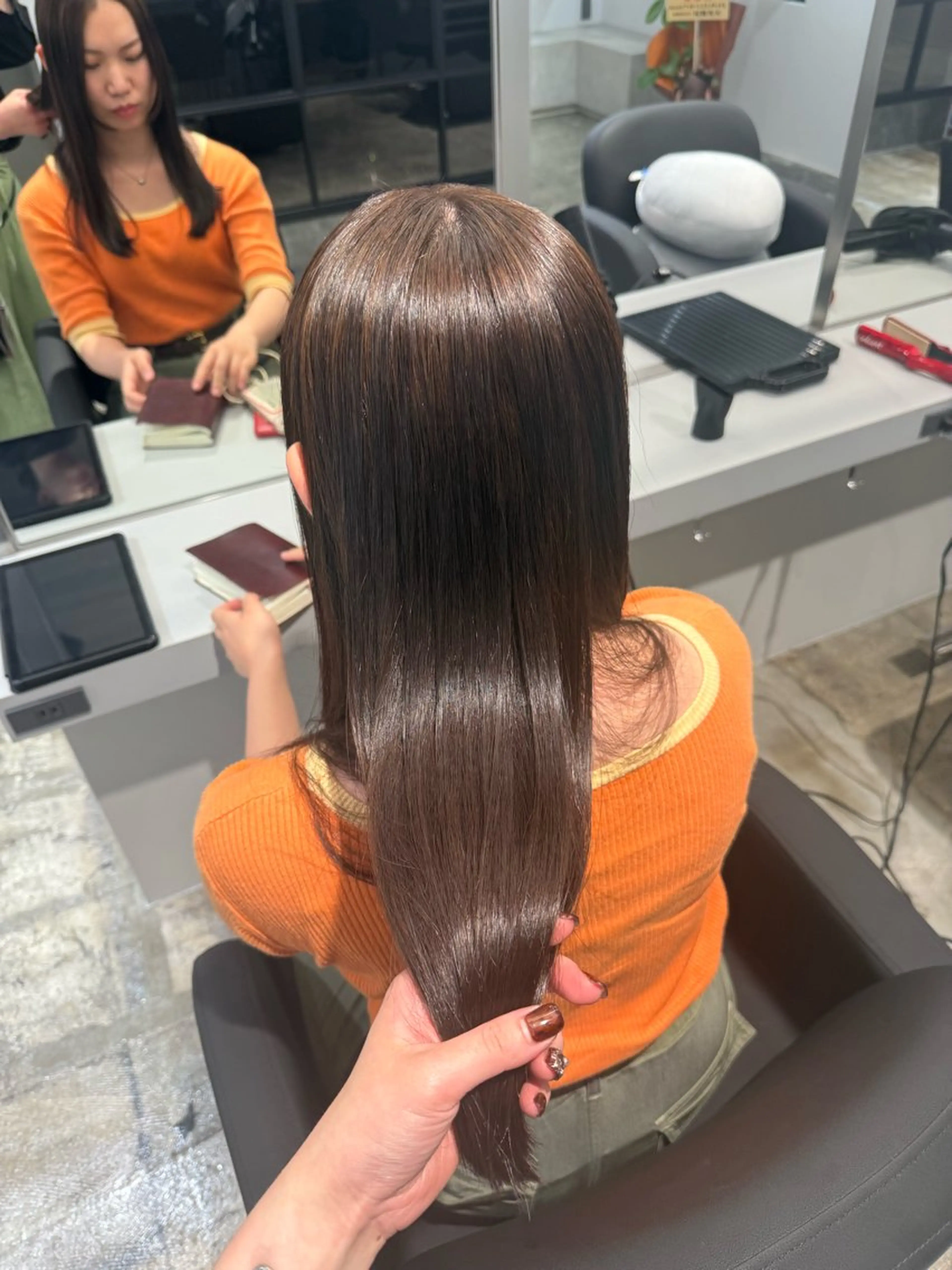 🌈カット+縮毛矯正(リタッチ)+資生堂アルティストカラー(フル)+つやトリートメント🌈の写真