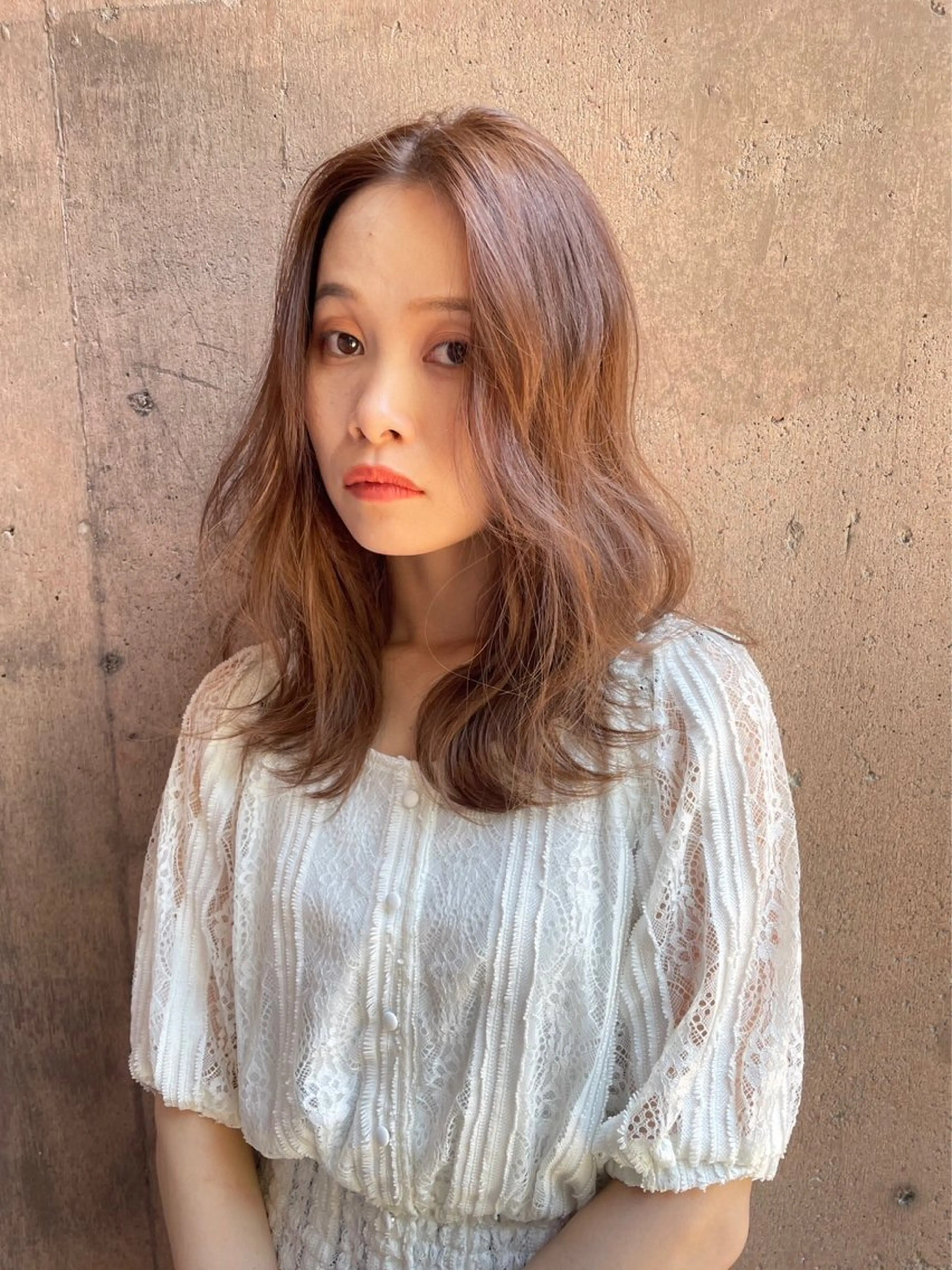 ミディアム カラー 【サンバイエム】 公式のエステ・リラクイメージ