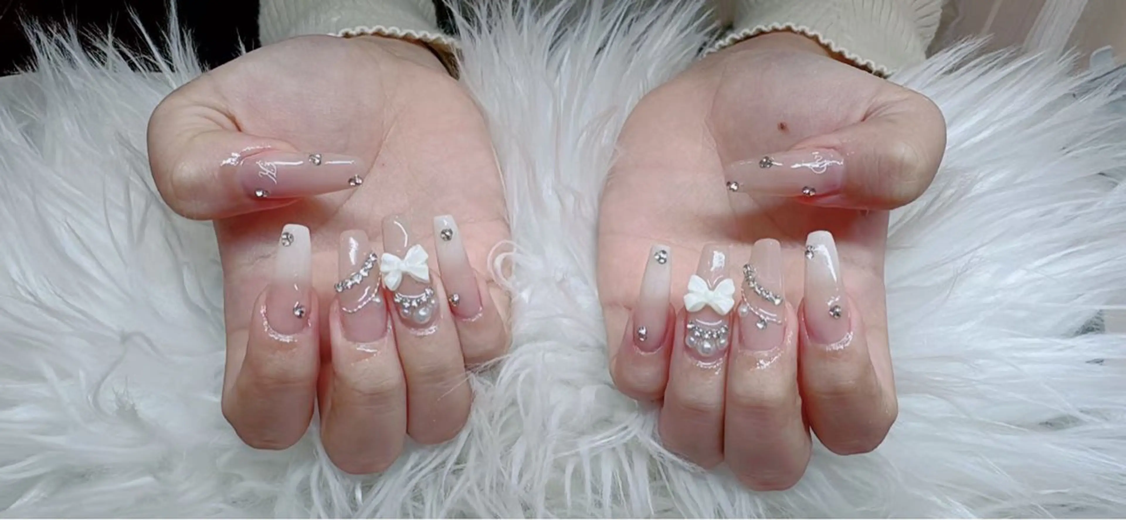 ネイル ハンドネイル ハンドケア The Nail & Eye Lashの眉毛・アイブロウイメージ