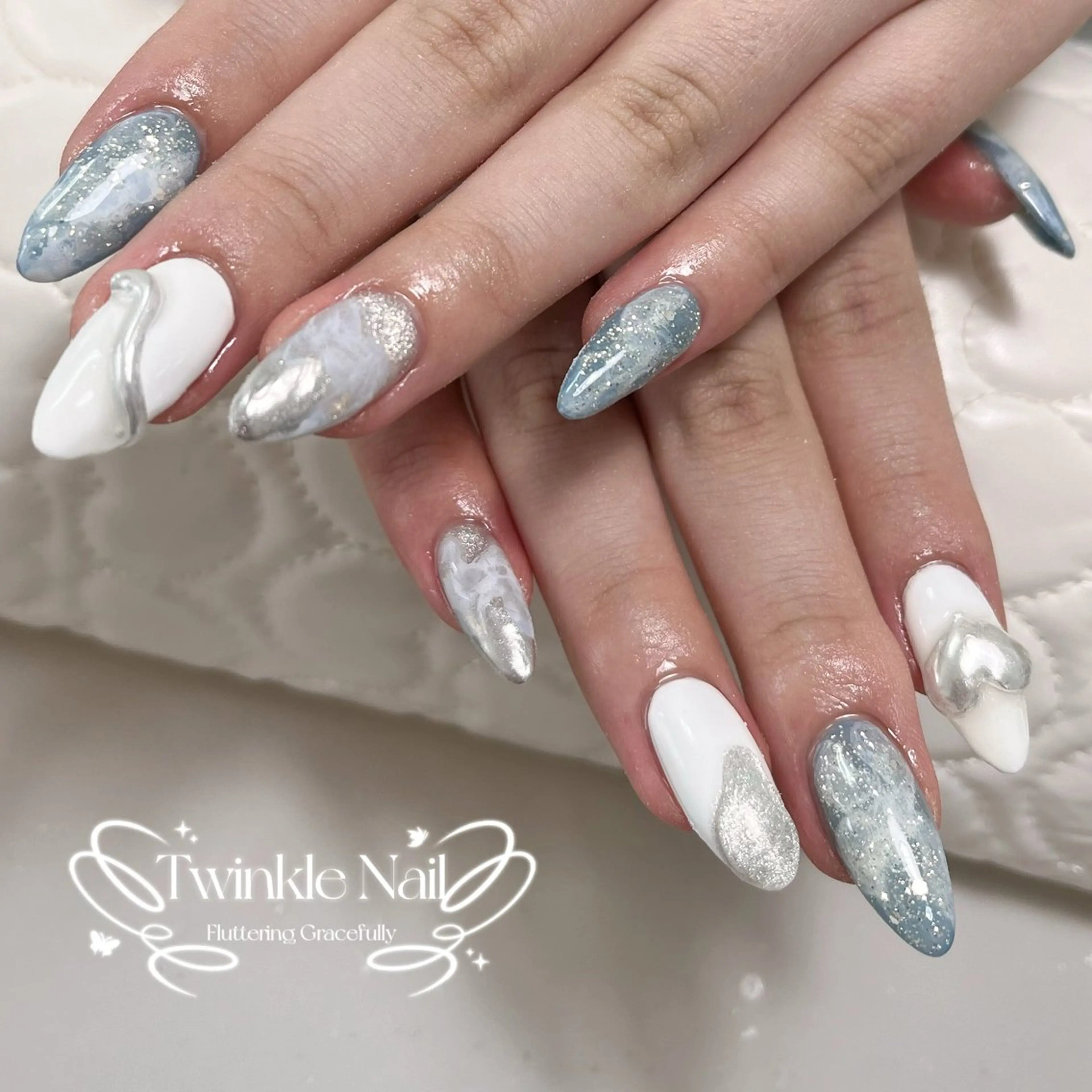 ネイル ハート ニュアンスネイル Twinkle Nail Kuboのネイルデザイン