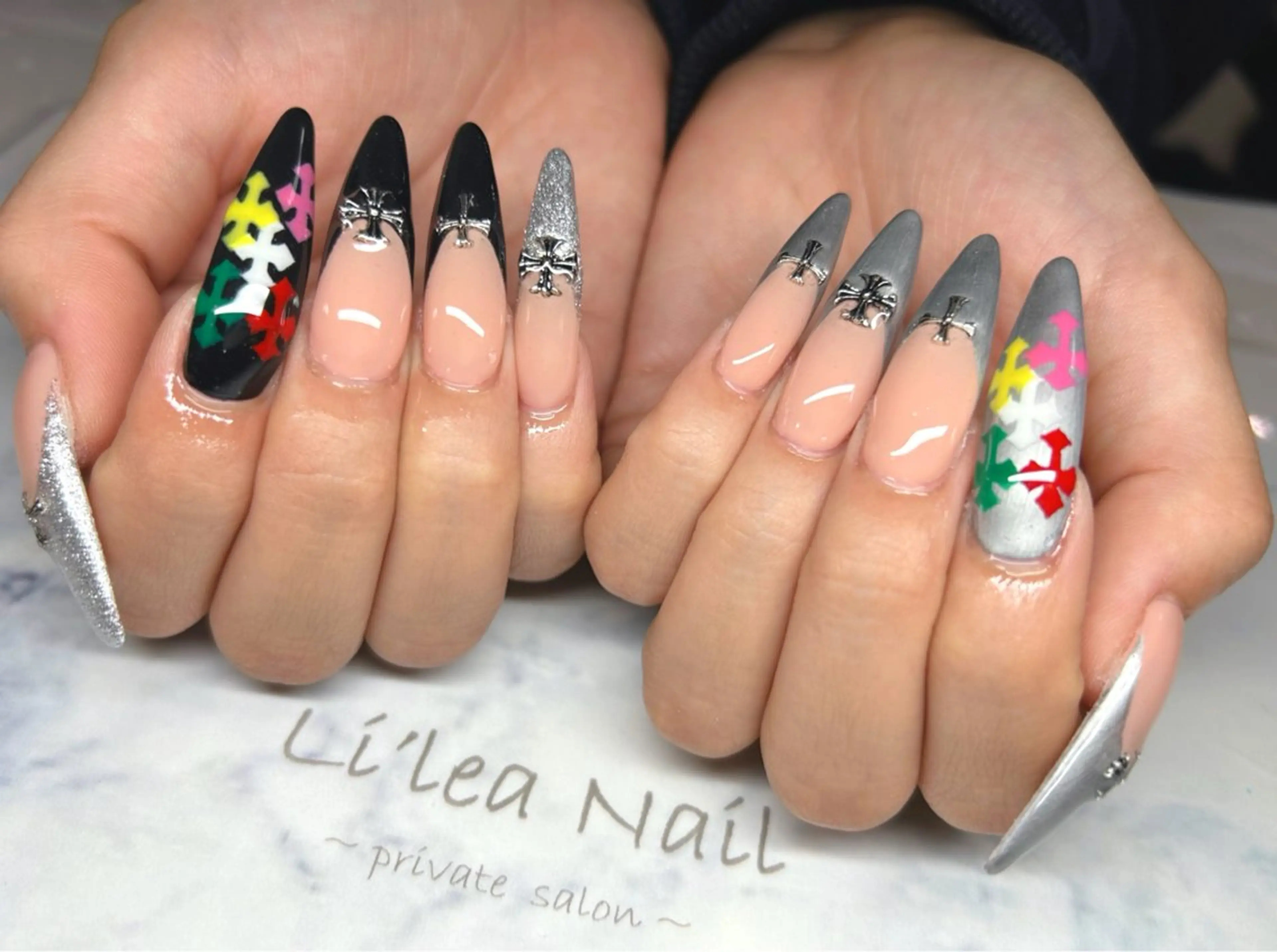 ネイル ハンドネイル Li'leaNail AINAのネイルデザイン