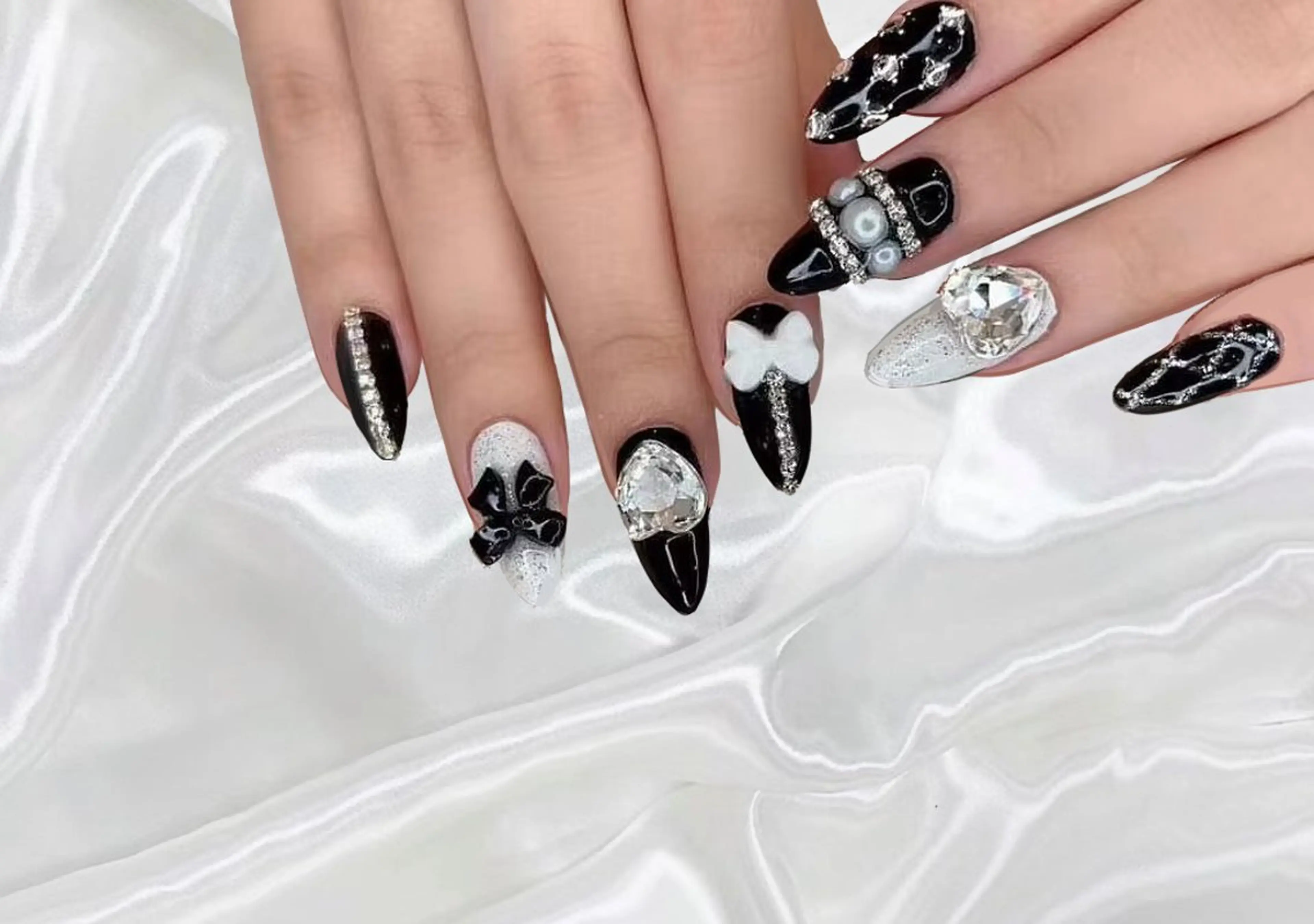 【超爆人気NO.1】チップ長さ出し★千種パーツ放題★の写真