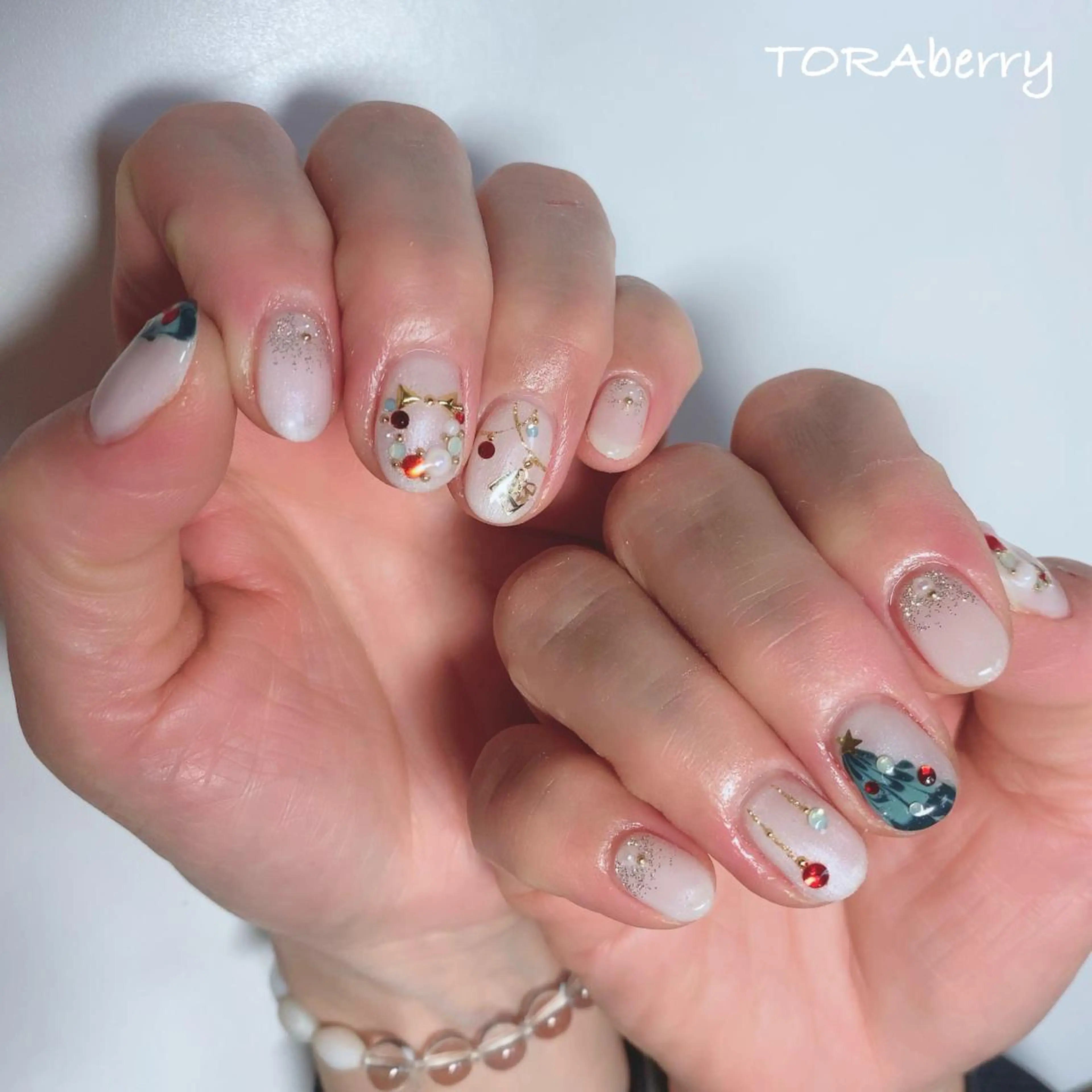 ネイル ハンドネイル ネイリスト なつみのネイルデザイン